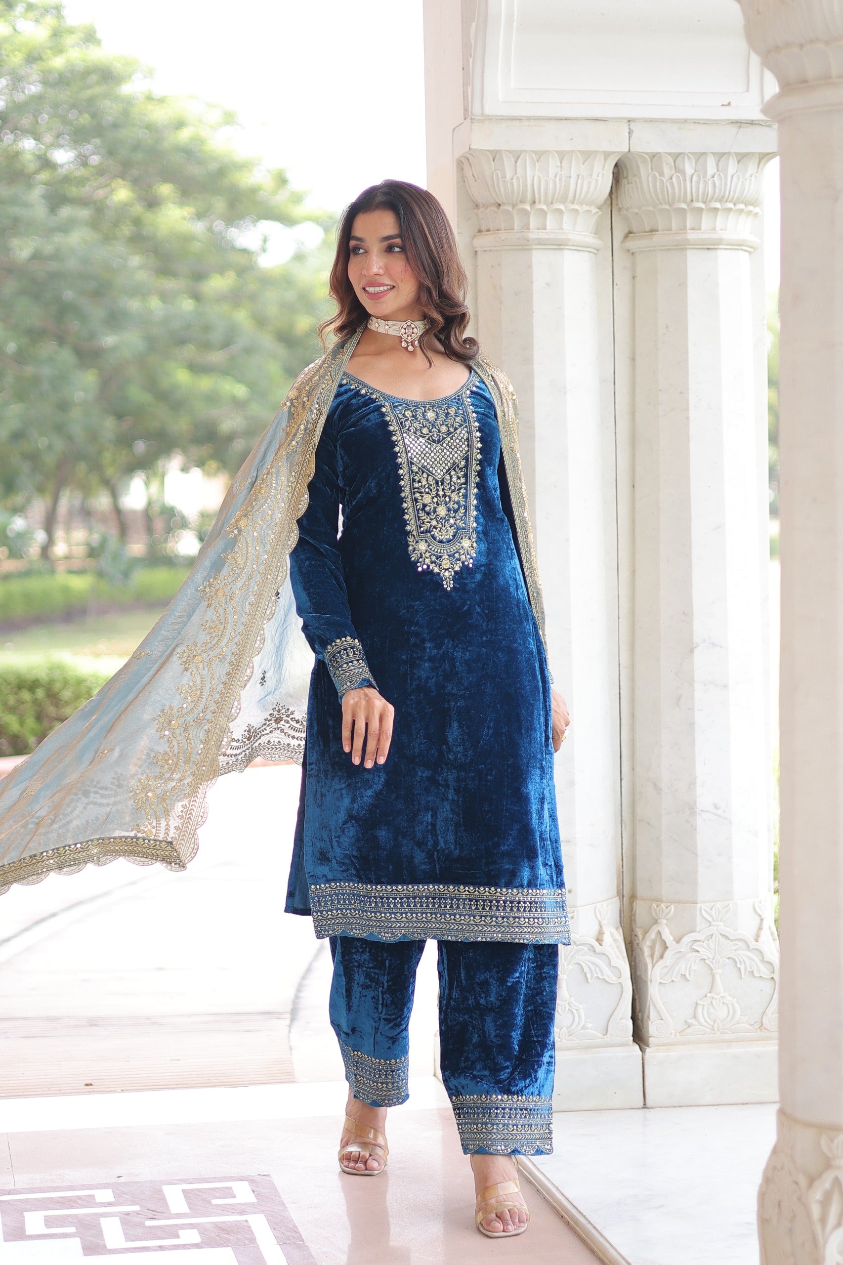 Prazu Fashion Blue Velvet Rich Sequins & Zari Embroidered Work Salwar Suit
