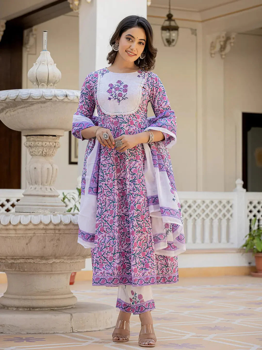 Yufta Lavender Ethnic Motifs Cotton Dupatta Set