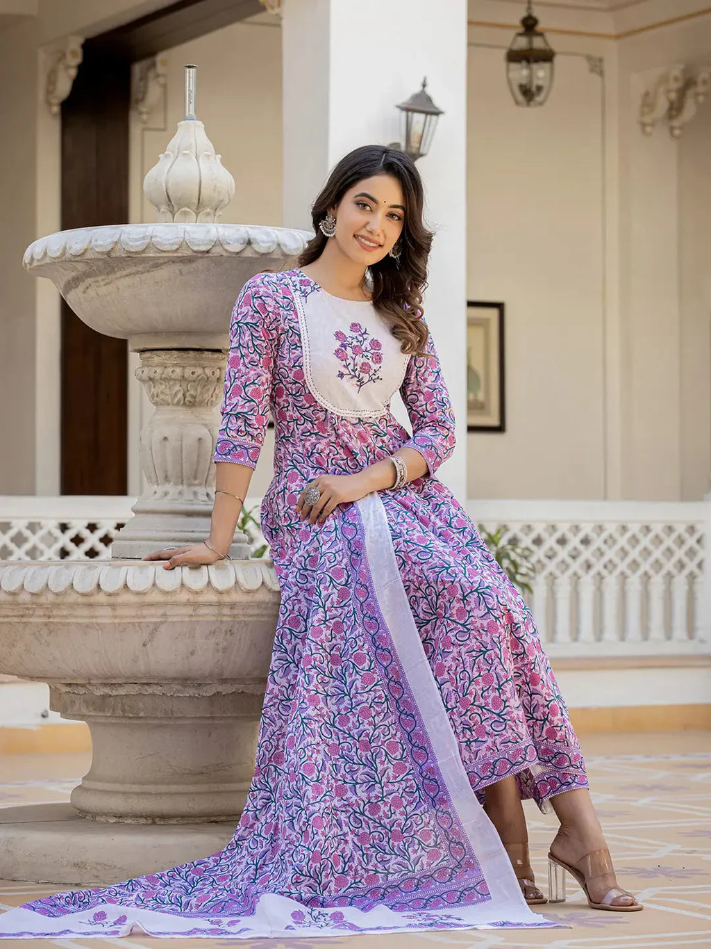 Yufta Lavender Ethnic Motifs Cotton Dupatta Set