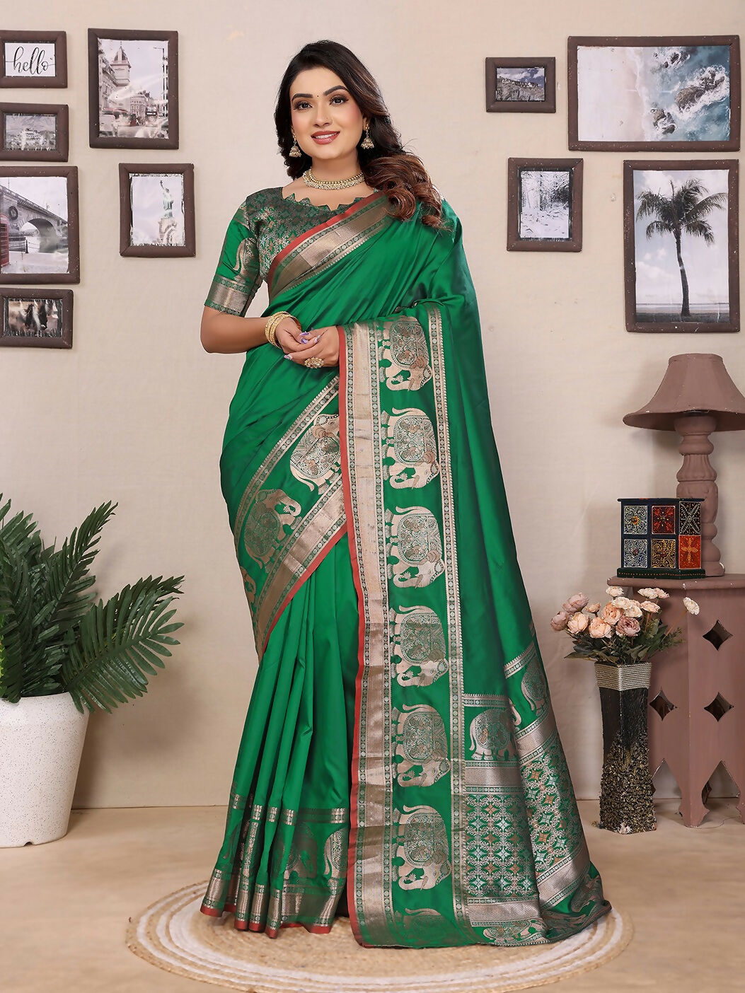 Joban Fashion Green Solid Banarasi Silk Sarees