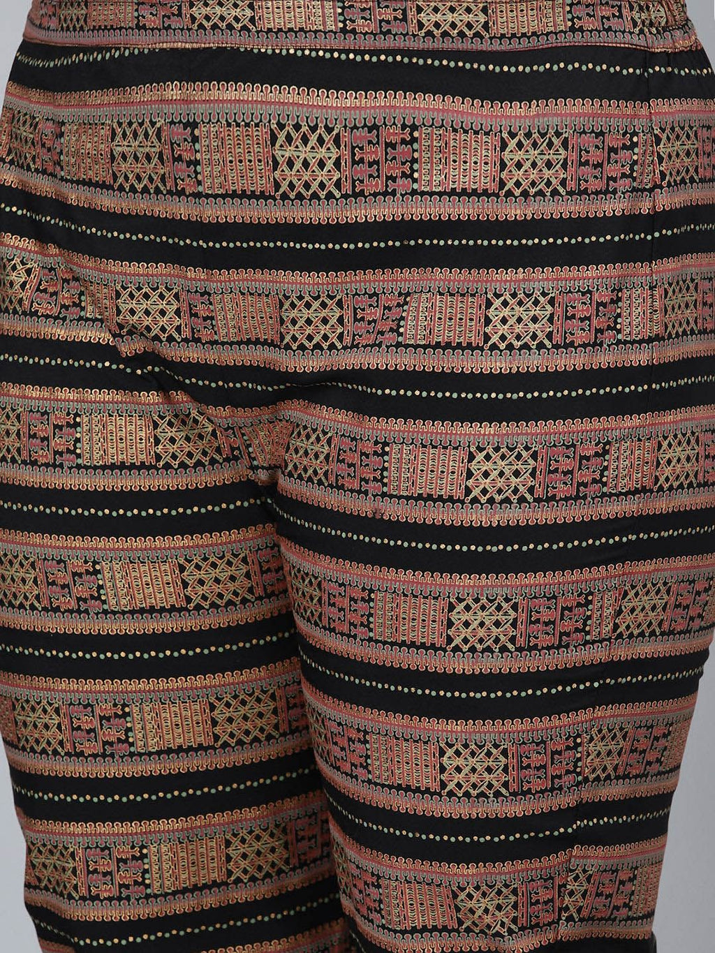 Sztori Plus Size Geometric Printed Straight Kurta With Trousers