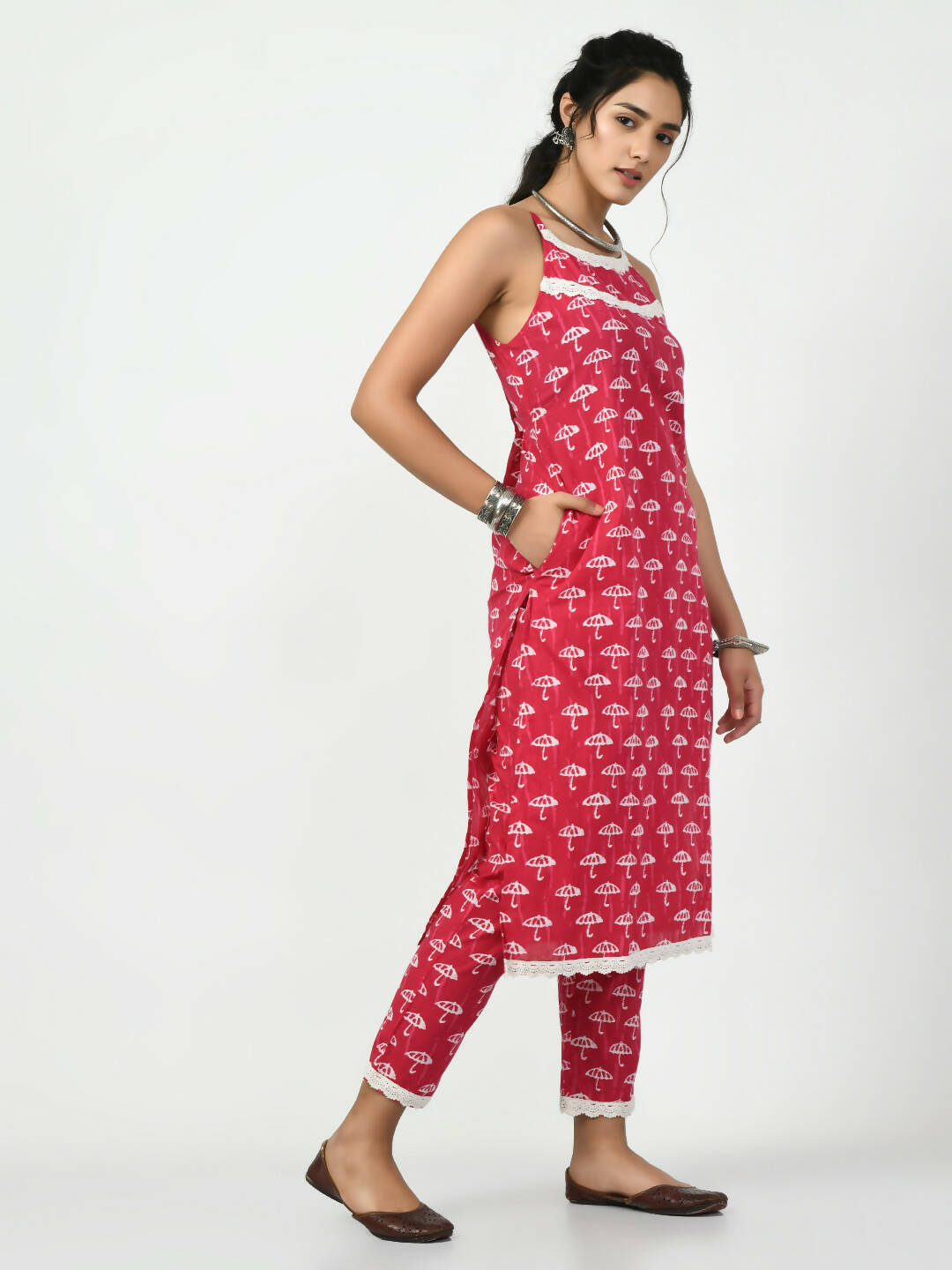 Myshka Women's Pink Printed Kurta With Trouser