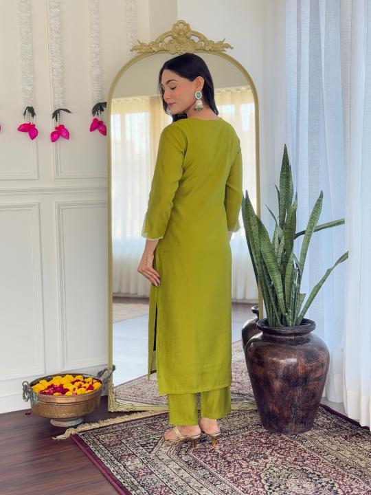 The52 Women's Viscose Embroidery work Straight Kurta with Pant and Dupatta Set