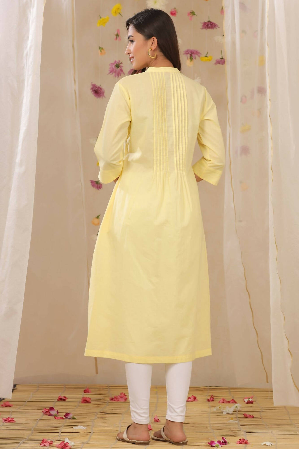 Juniper Women Limeyellow Cambric Solid A-Line Kurta