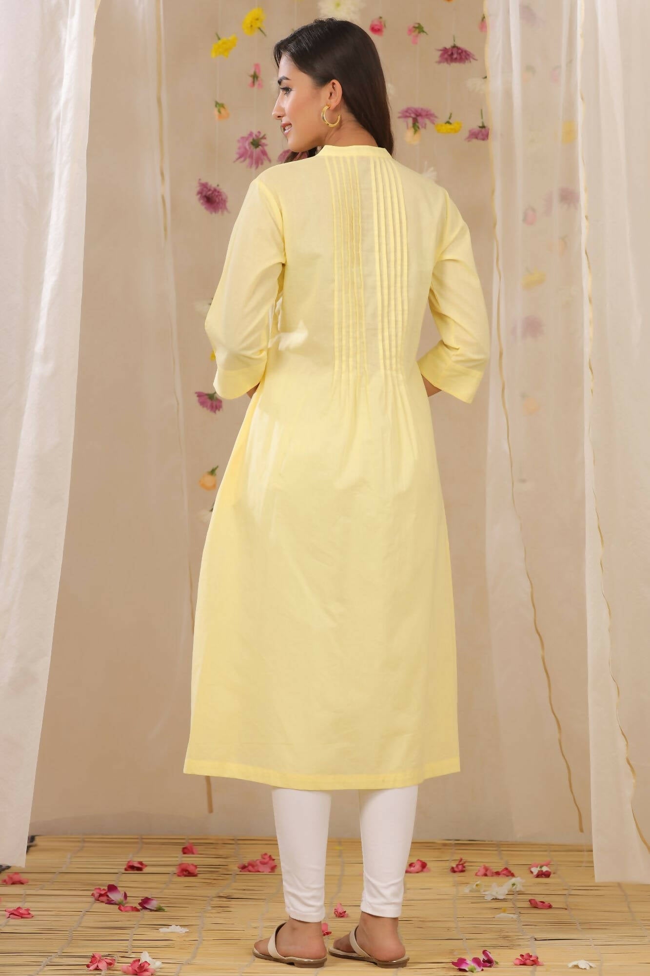 Juniper Women Limeyellow Cambric Solid A-Line Kurta