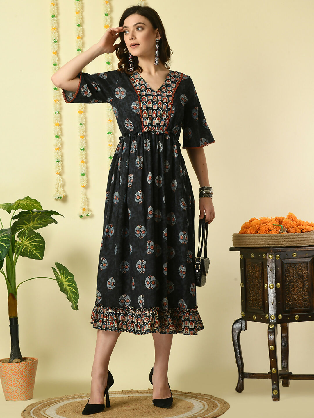 Myshka Women's Black Printed Cotton Party Dress