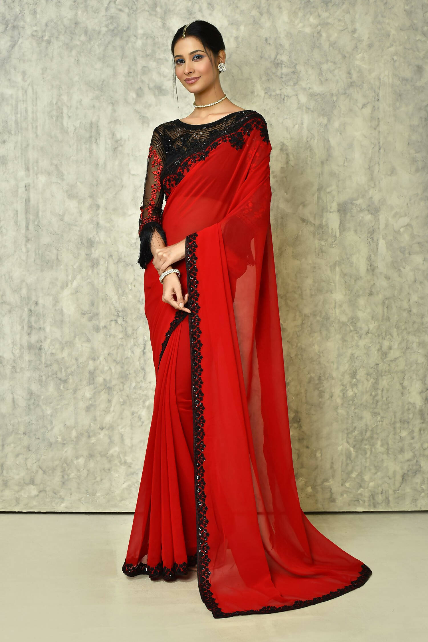 Red Georgette Plain Saree with Blouse Piece - Purvi