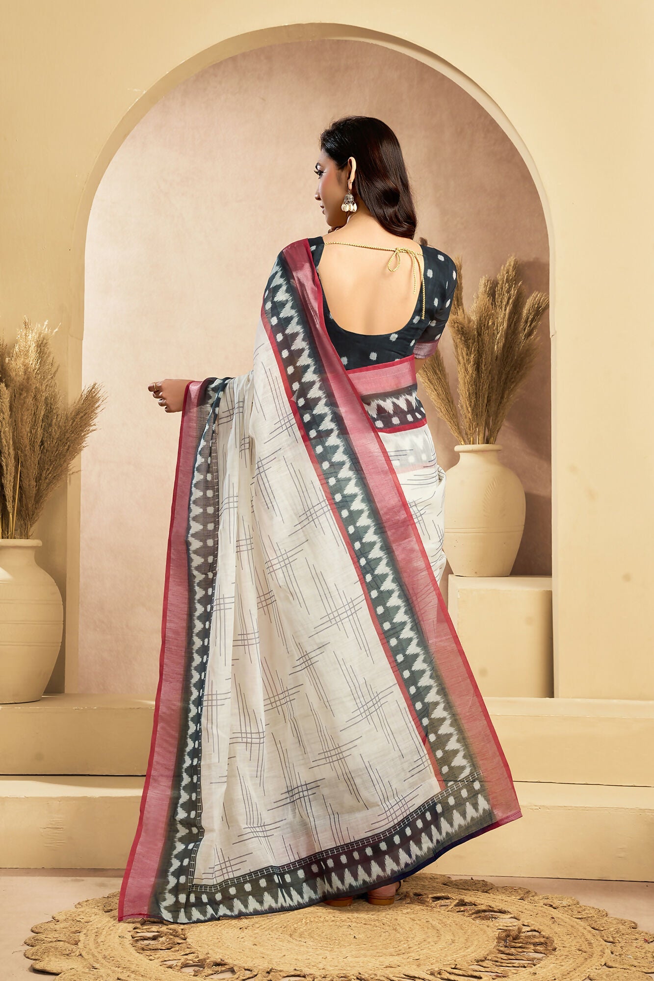 Vastranavya Digital Printed Linen Ready To Wear Pocket Saree with Unstitched Blouse