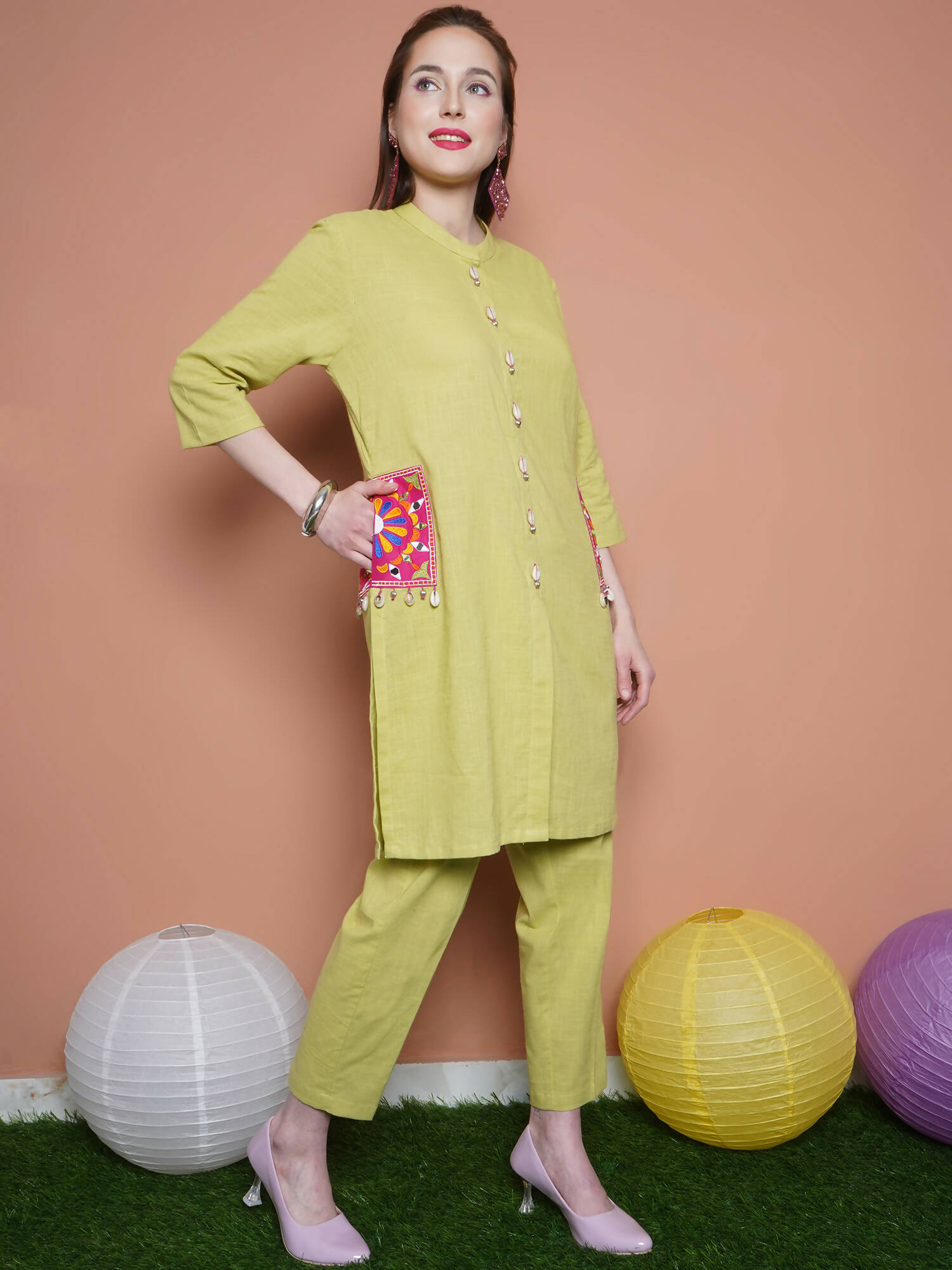 Women Republic Green Cotton Kurta Set With Embroidered Pockets