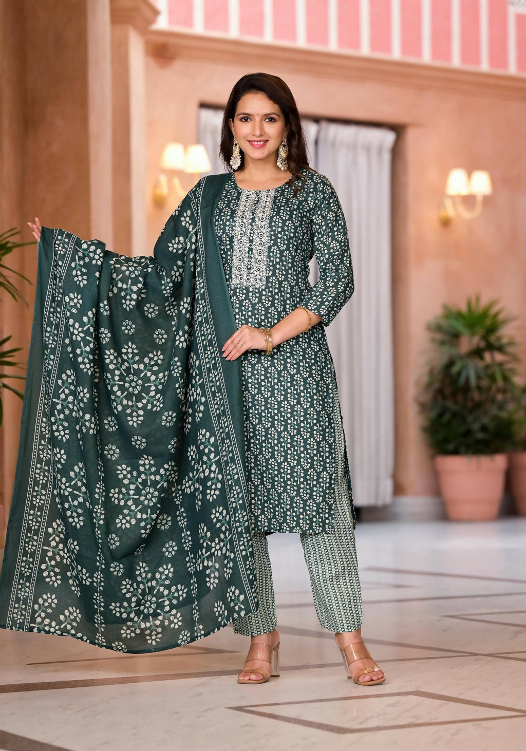 Juniper Women's Green Floral Printed Cotton Kurta Set With Thread & Mirror Work