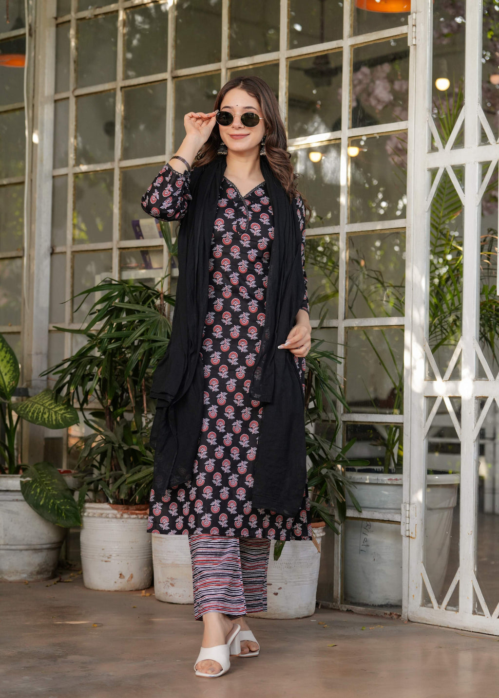 Teeya Creation Black Color Pure Cotton Digital Print Fully Stitched Kurti Set
