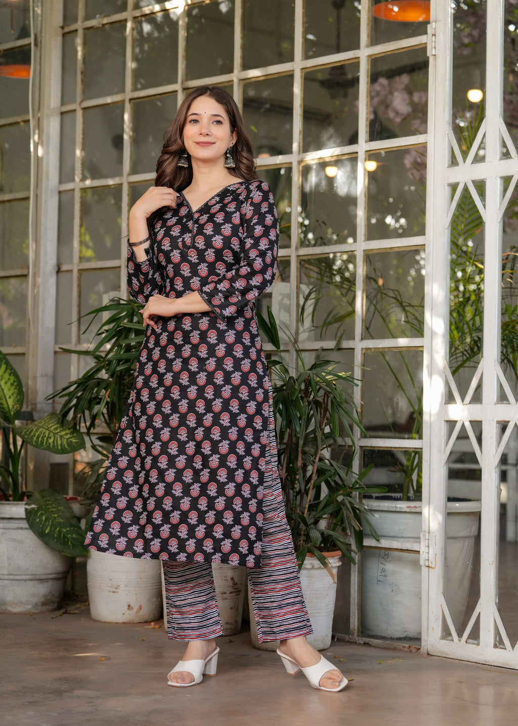 Teeya Creation Black Color Pure Cotton Digital Print Fully Stitched Kurti Set