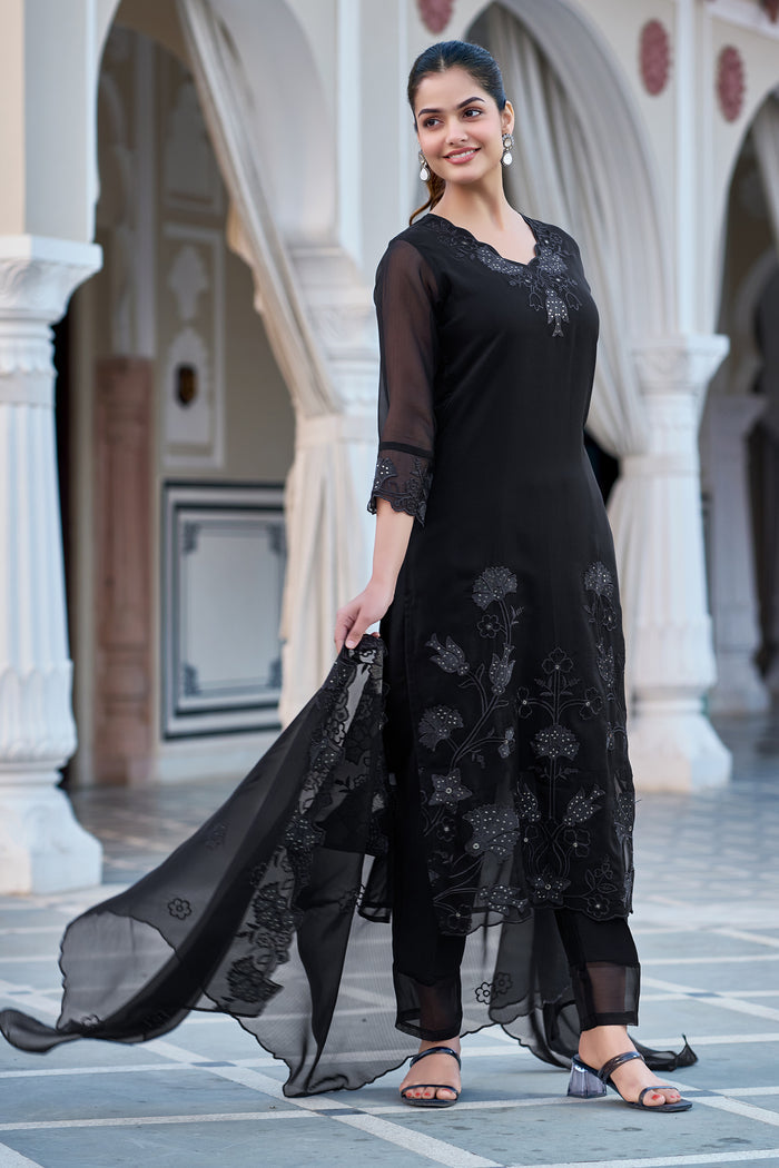 The52 Women's Gorgeous Fox Georgette Embroidery Straight Kurta with Pant and Dupatta Set