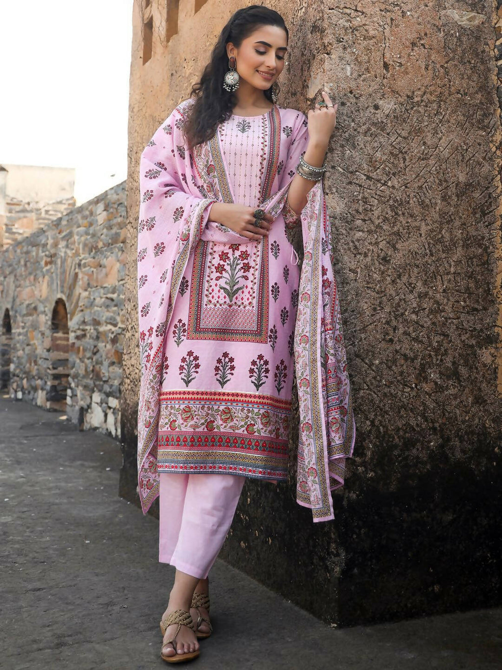 Juniper Women's Lilac Cambric Floral Placement Printed Straight Fit Kurta Sets