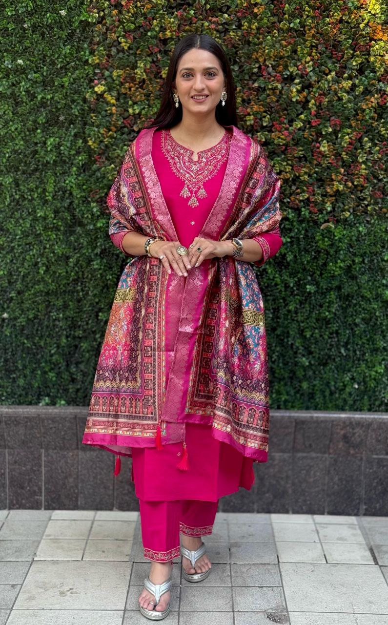 Lorenvalley Fashion Magenta Roman Silk Embroidery Multi Work Kurta Pant with Dupatta