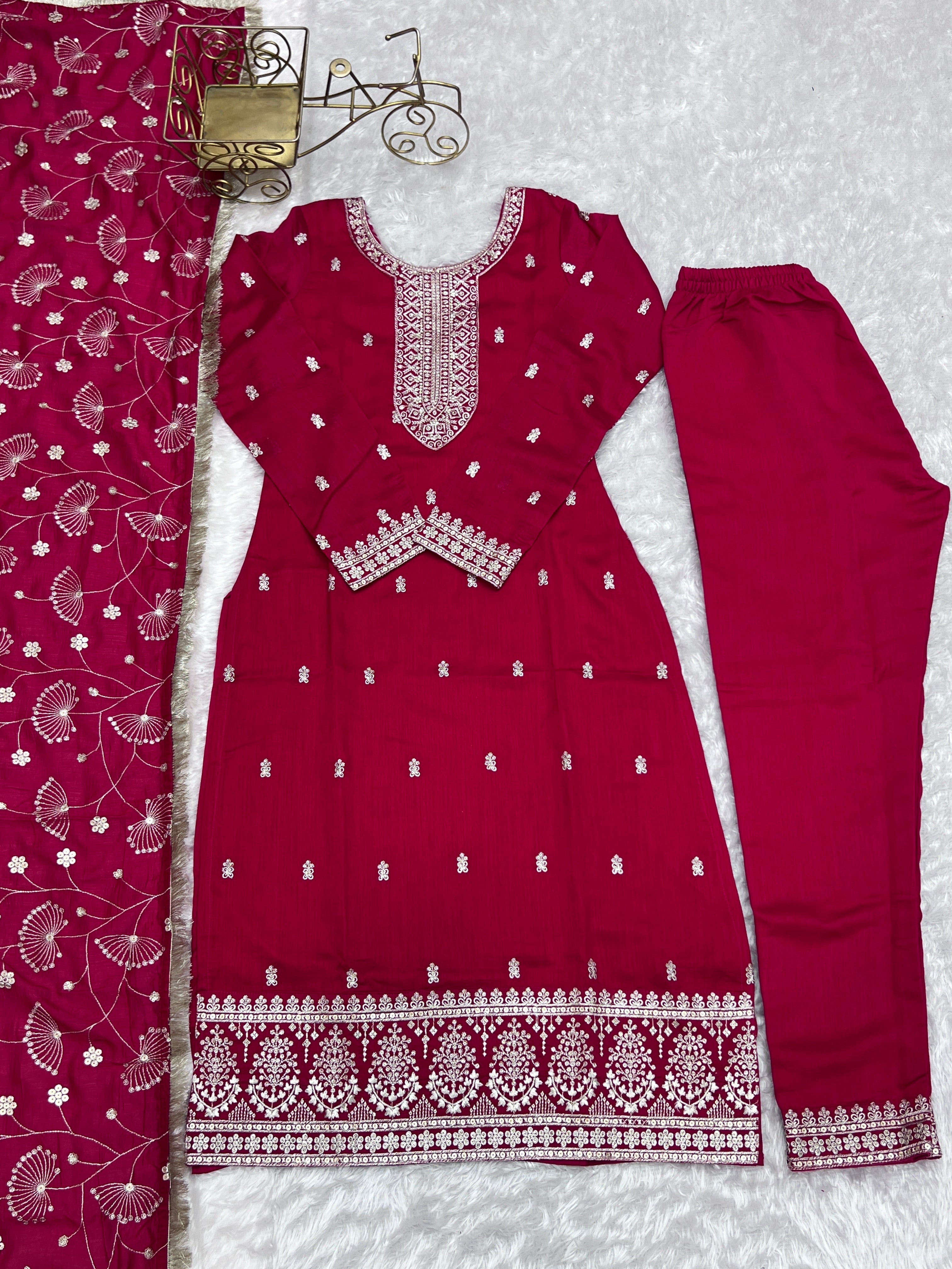 Lorenvalley Magenta Rangoli Silk Embroidery Sequence and Jari Work Kurta Trousers with Dupatta Set