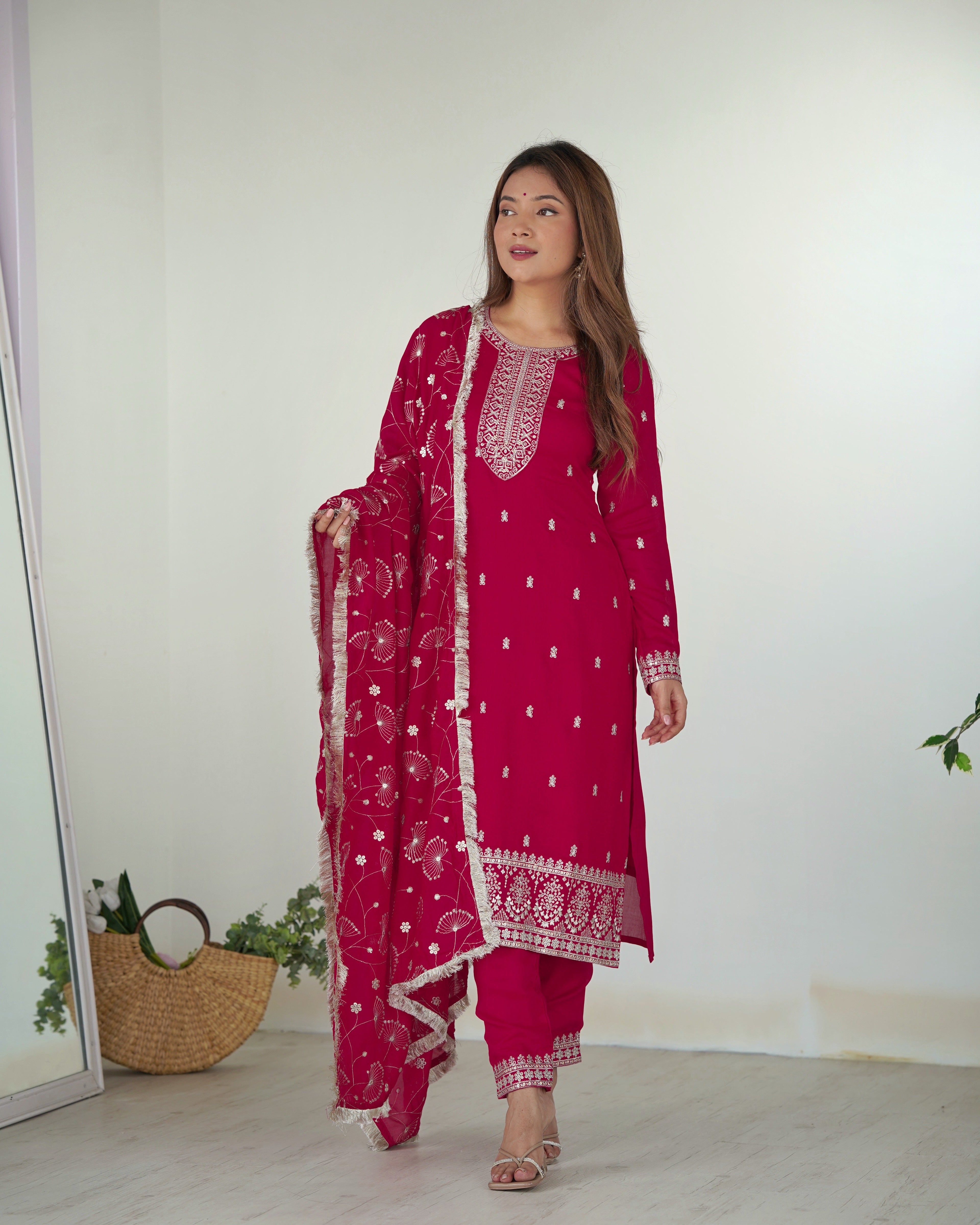 Lorenvalley Magenta Rangoli Silk Embroidery Sequence and Jari Work Kurta Trousers with Dupatta Set