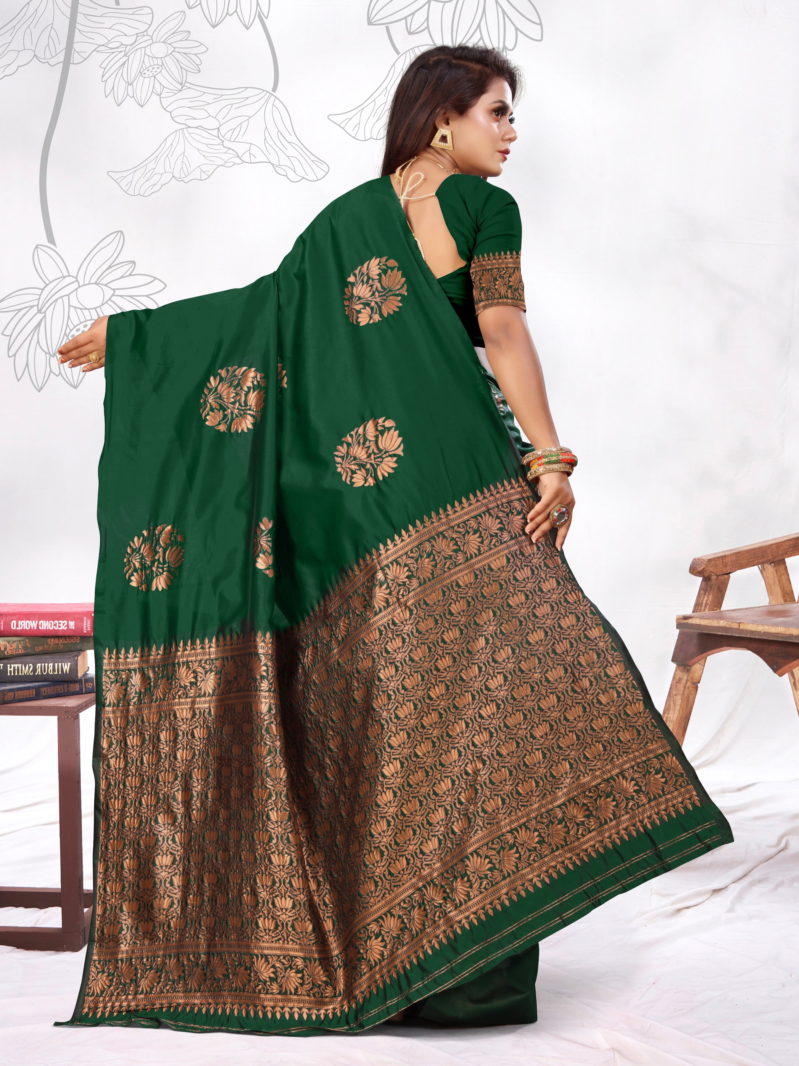 Vedant Vastram Litchi Silk Designer Banarasi Saree - Green