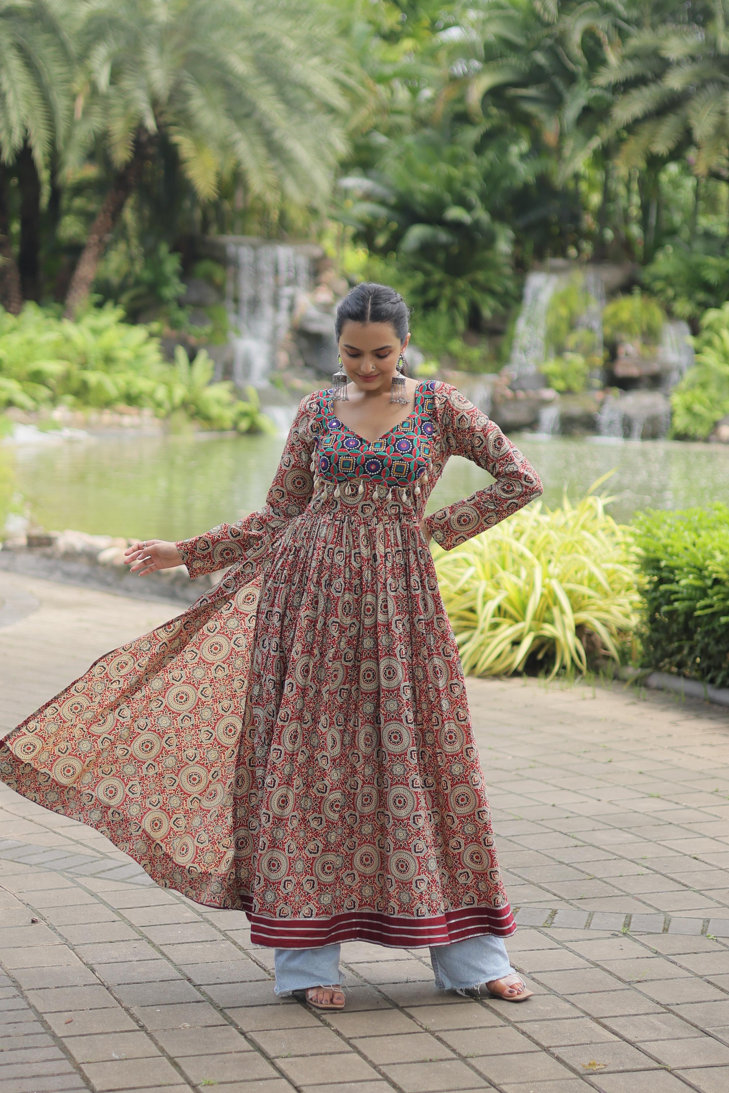 Lorenvalley Maroon Printed Cotton With Kutchi Gamthi Work And Kodi Lace Kurti
