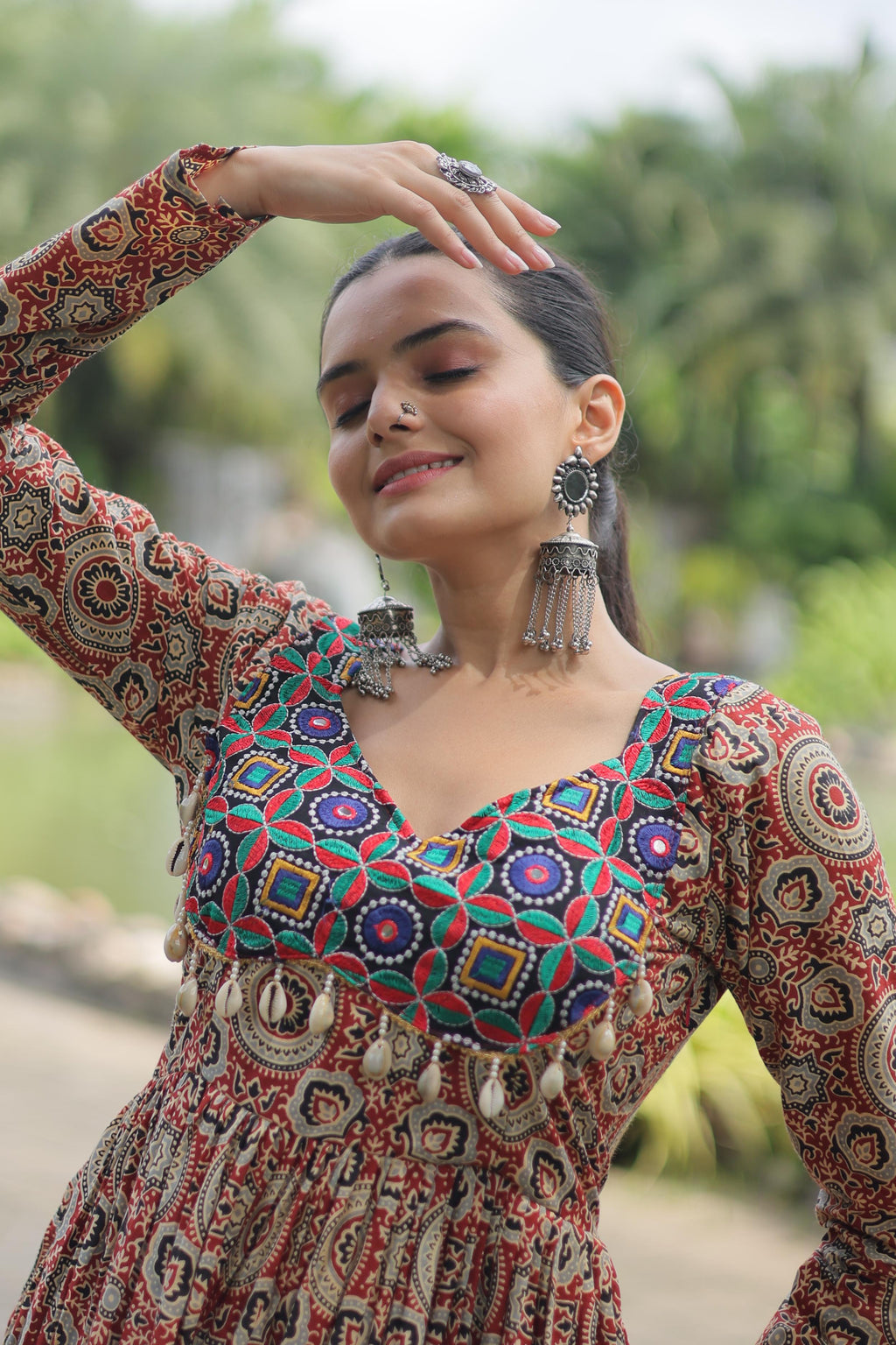 Lorenvalley Maroon Printed Cotton With Kutchi Gamthi Work And Kodi Lace Kurti