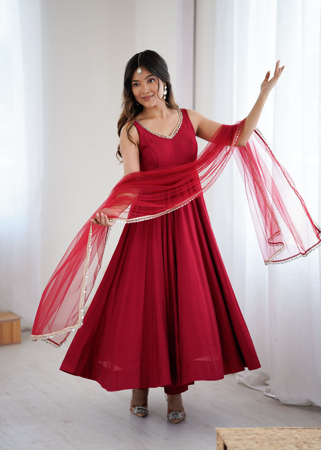 Lorenvalley Fashion Maroon Pure Romansilk Chanderi Fabric Yoke Fancy Lace Work Anarkali Kurta Pant With Dupatta Set