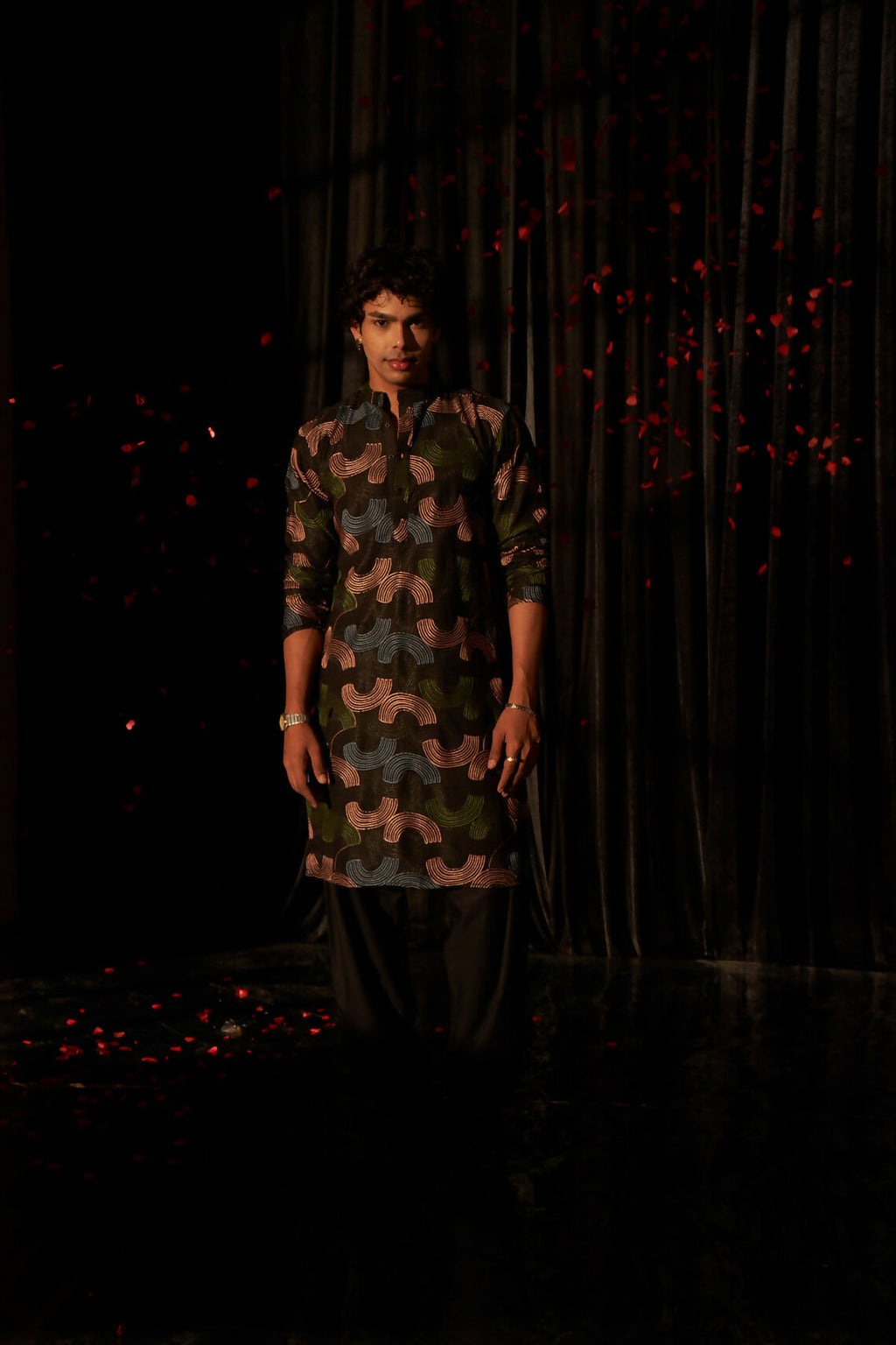 Black Linen Designer Embroidery Work Men's Kurta Set - Mahotsav