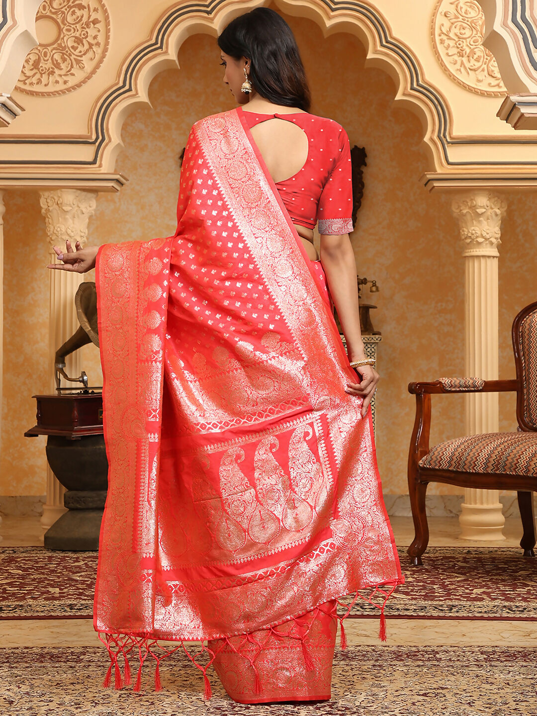 Shree Shyam Fashion Banarasi Silk Pink Saree