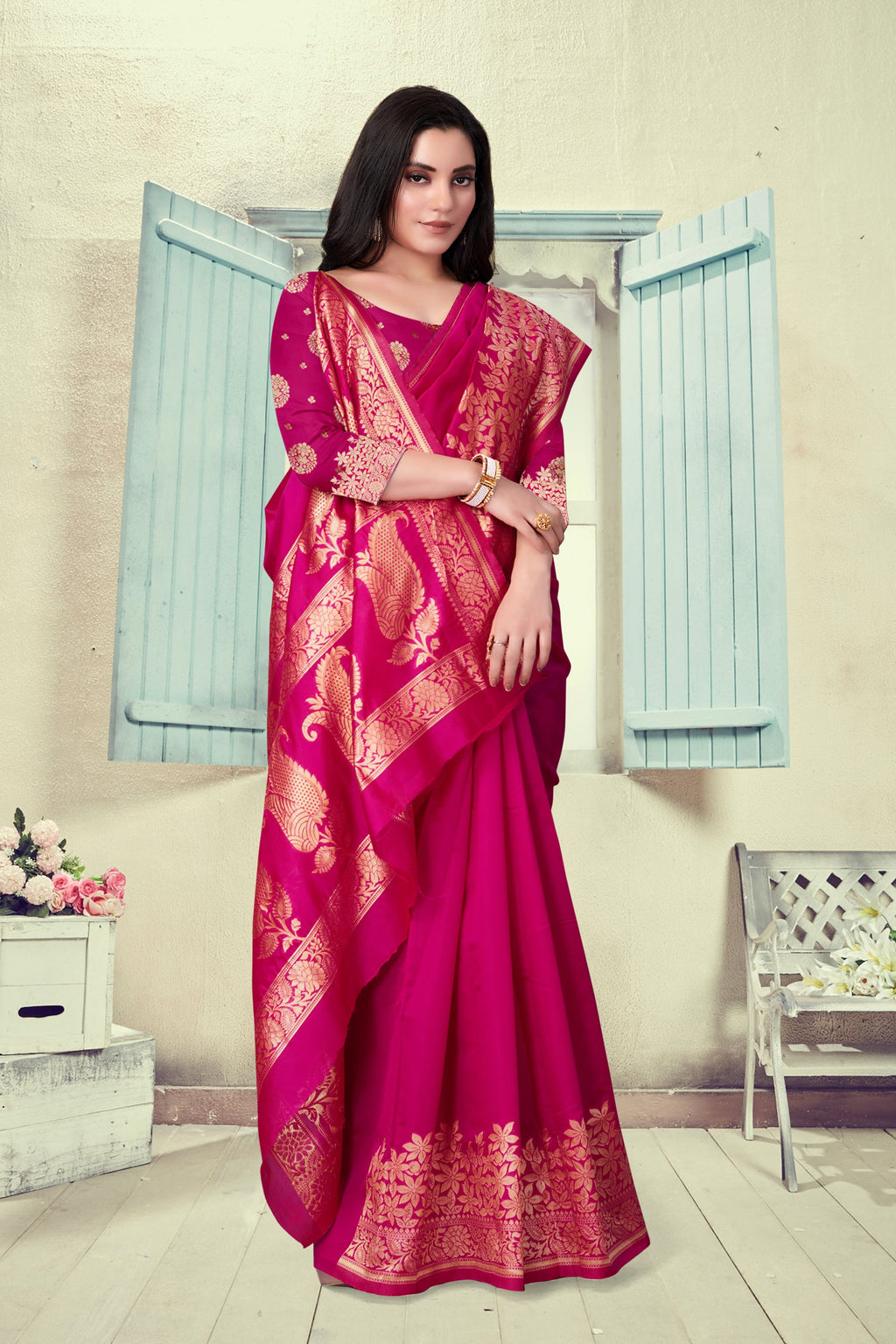 Vedant Vastram Litchi Silk Designer Banarasi Saree - Magenta