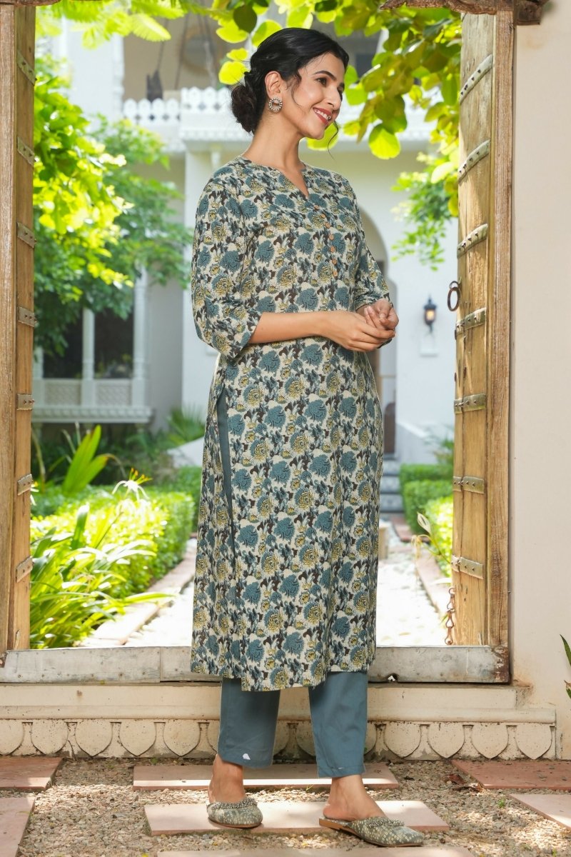 Aramya Straight Soft Cotton Floral Print Women's Kurta Set - Grey