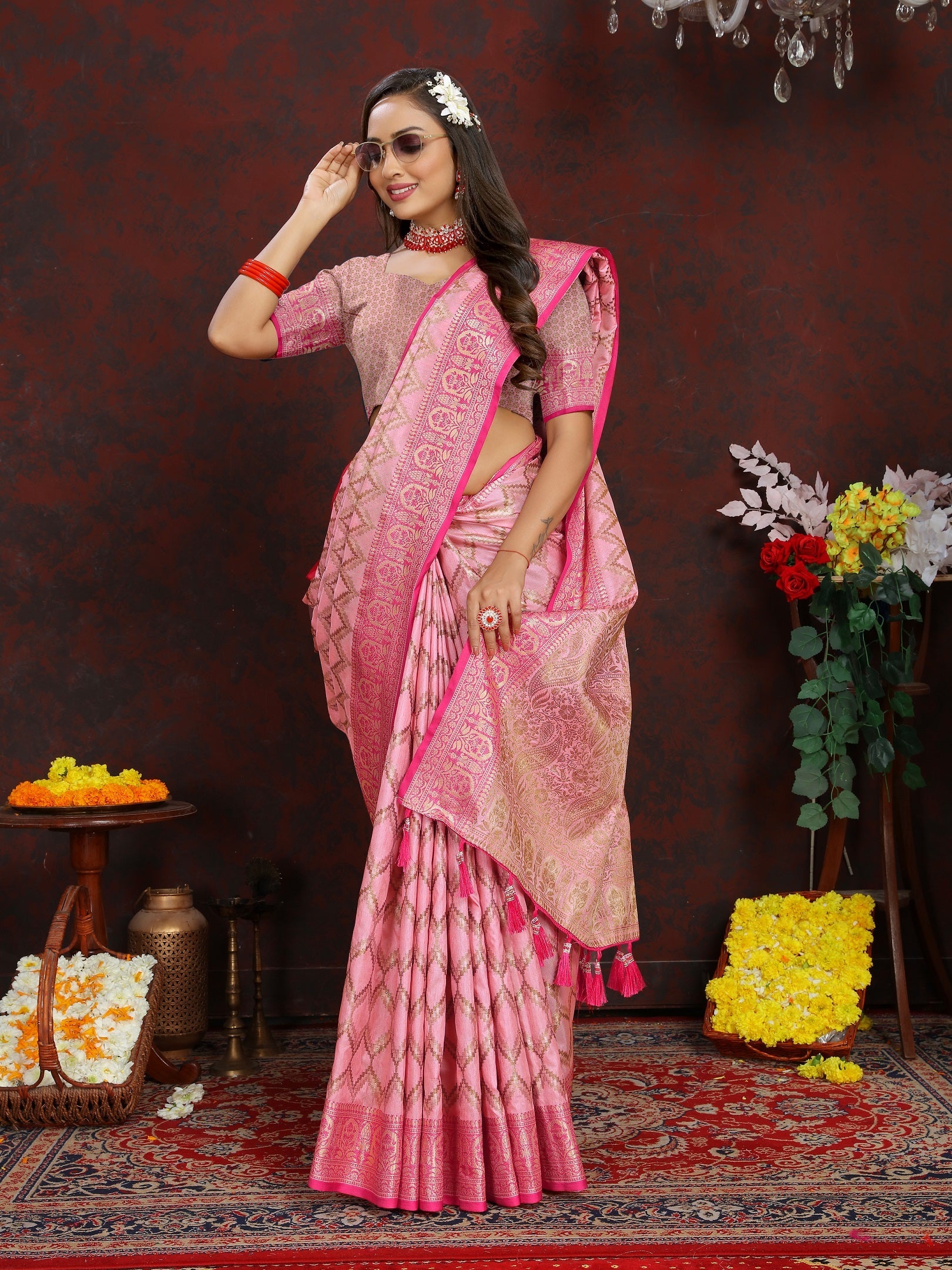 Vedant Vastram Baby Pink Color Banarasi Silk Saree - Baby Pink