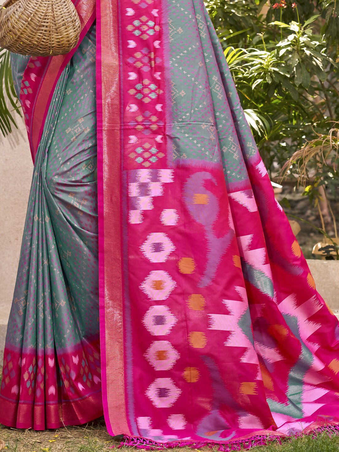 Shree Shyam Fashion Pochampalli Silk Grey Saree