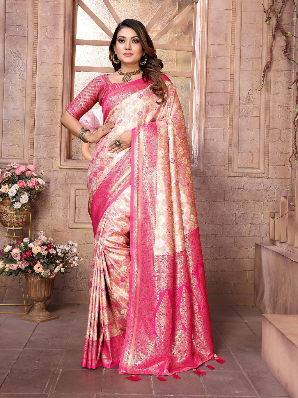 Vedant Vastram Soft Litchi Silk Kanjeevaram Silk Saree - Cream