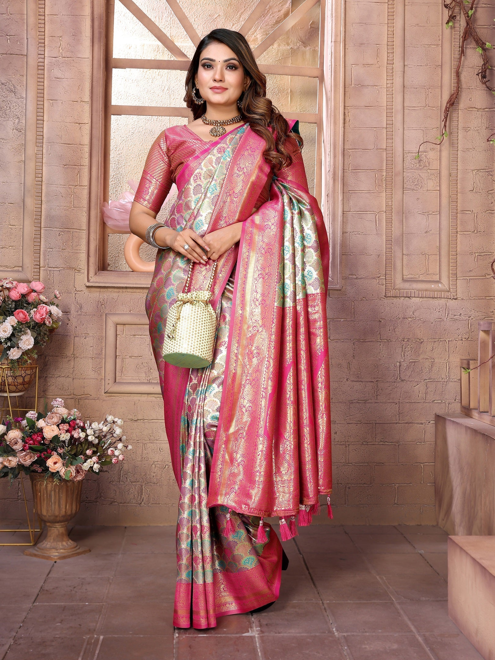 Vedant Vastram Soft Litchi Silk Kanjeevaram Silk Saree - Parrot