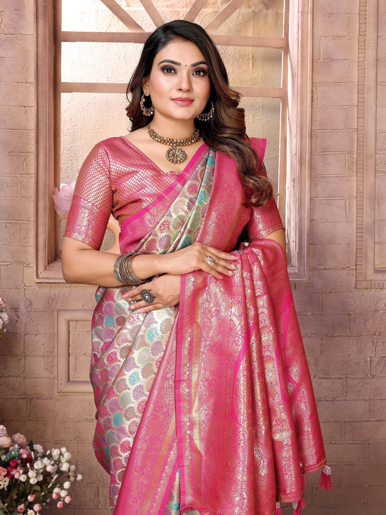 Vedant Vastram Soft Litchi Silk Kanjeevaram Silk Saree - Parrot