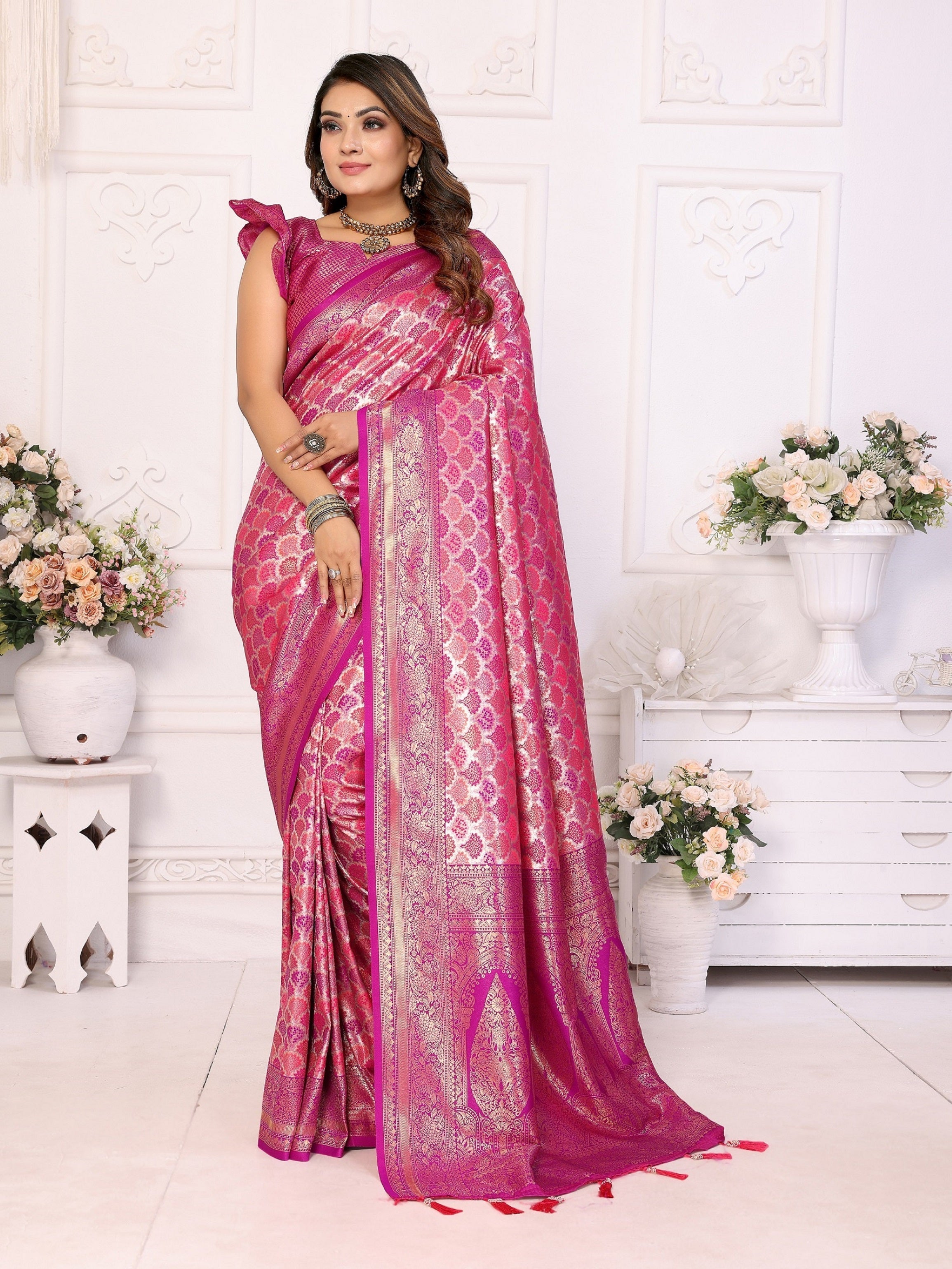 Vedant Vastram Soft Litchi Silk Kanjeevaram Silk Saree - Rani