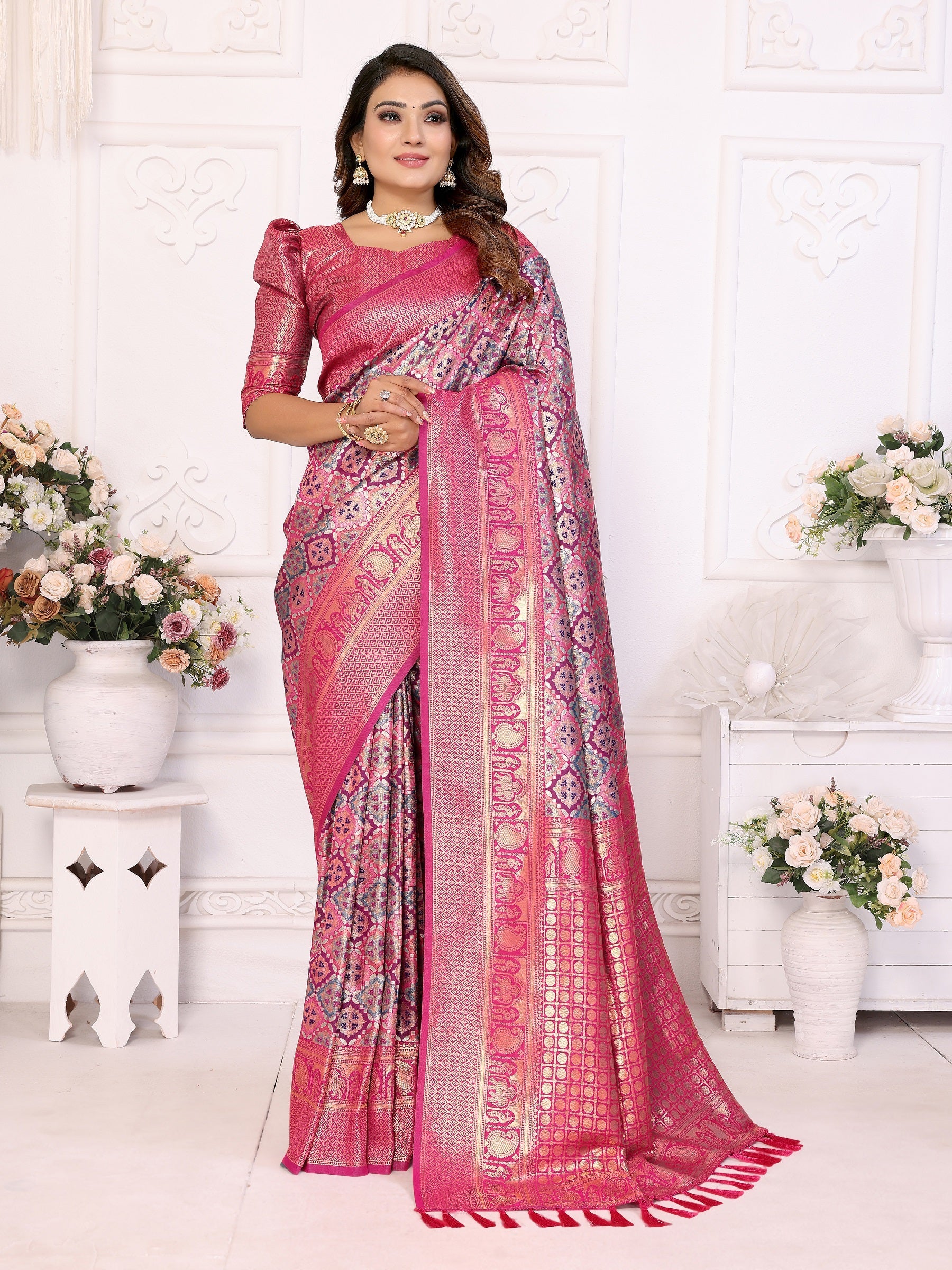 Vedant Vastram Soft Litchi Silk Kanjeevaram Silk Saree - Pink