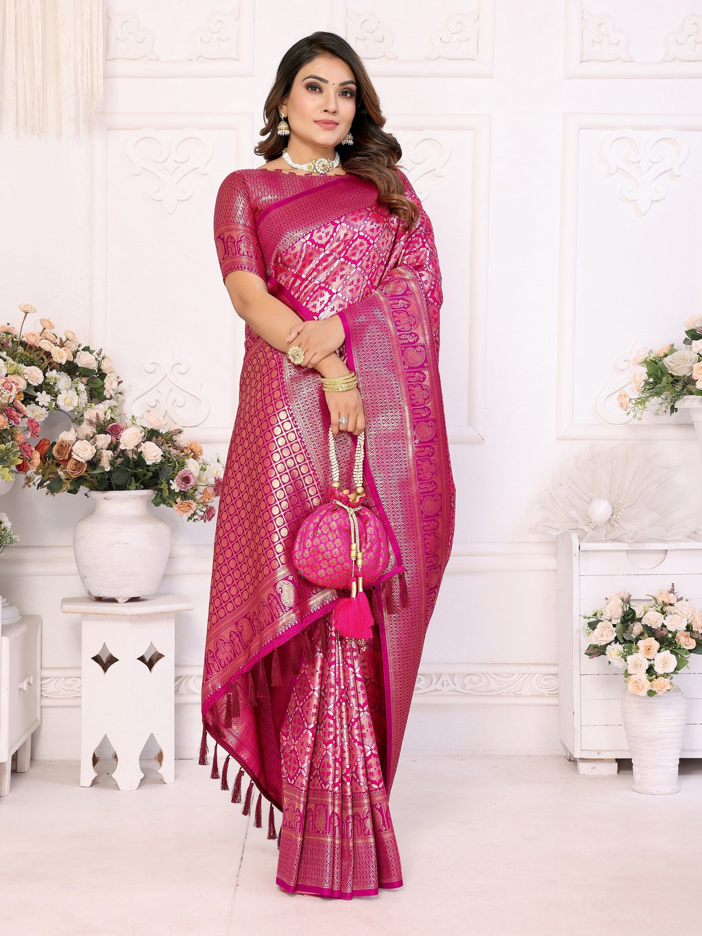 Vedant Vastram Soft Litchi Silk Kanjeevaram Silk Saree - Rani