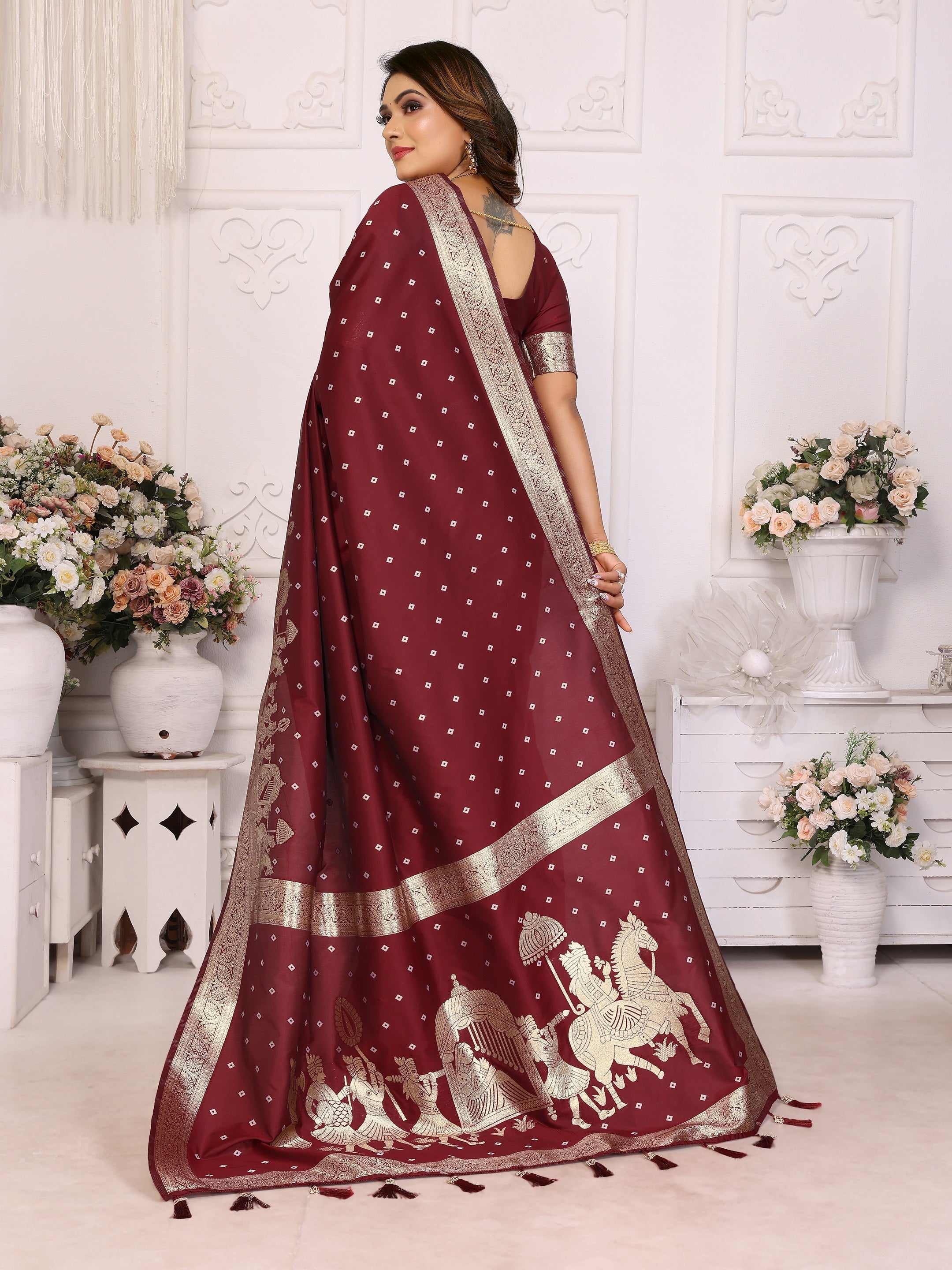Vedant Vastram Soft Litchi Silk Banarasi Silk Saree - Maroon