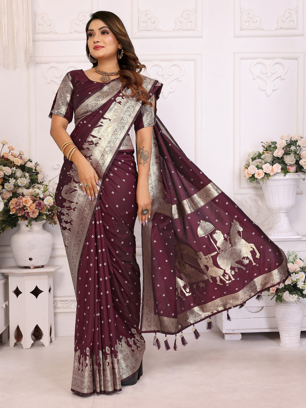 Vedant Vastram Soft Litchi Silk Banarasi Silk Saree - Wine