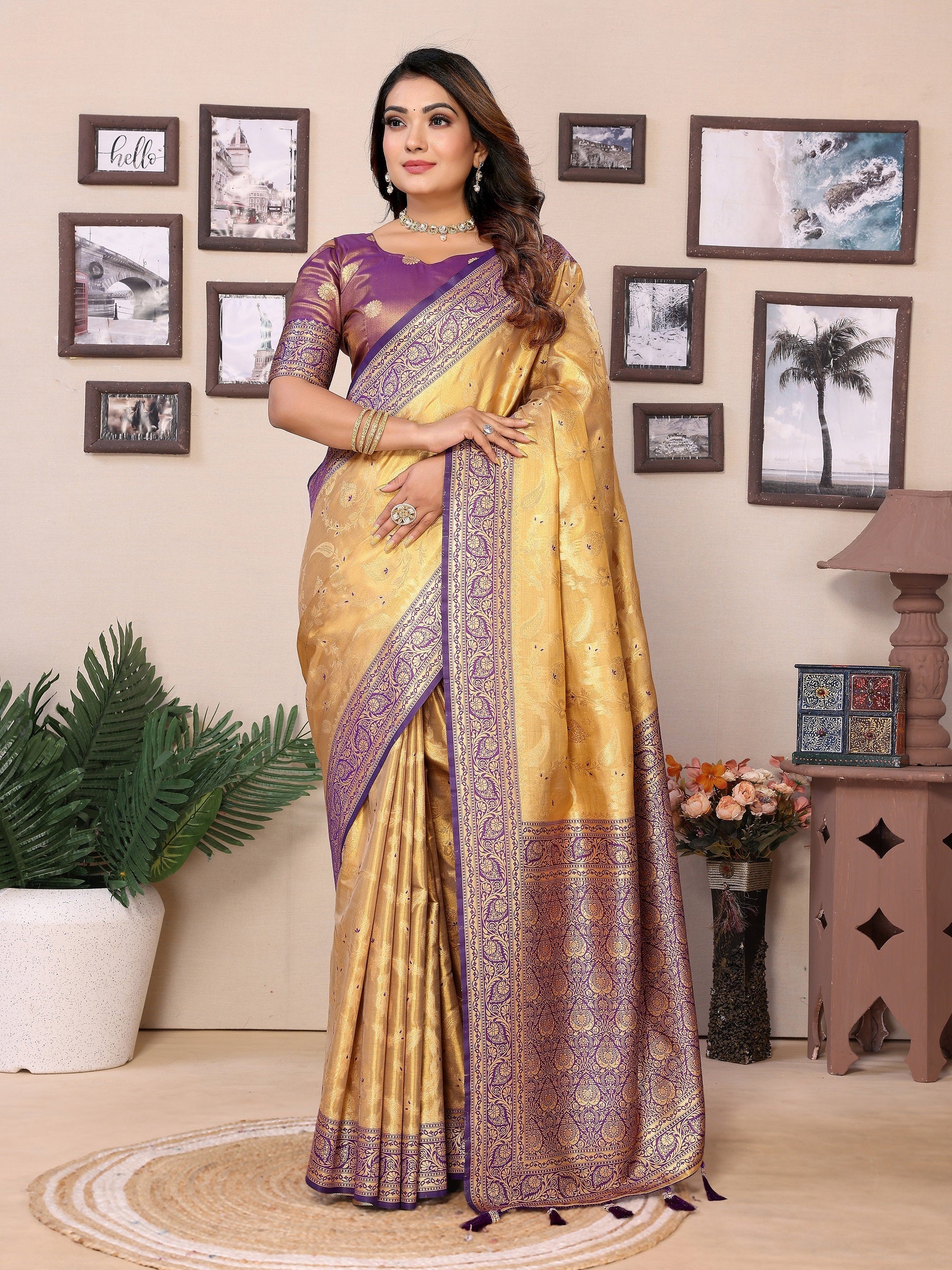 Vedant Vastram Tissue Silk Kanjeevaram Silk Saree - Gold