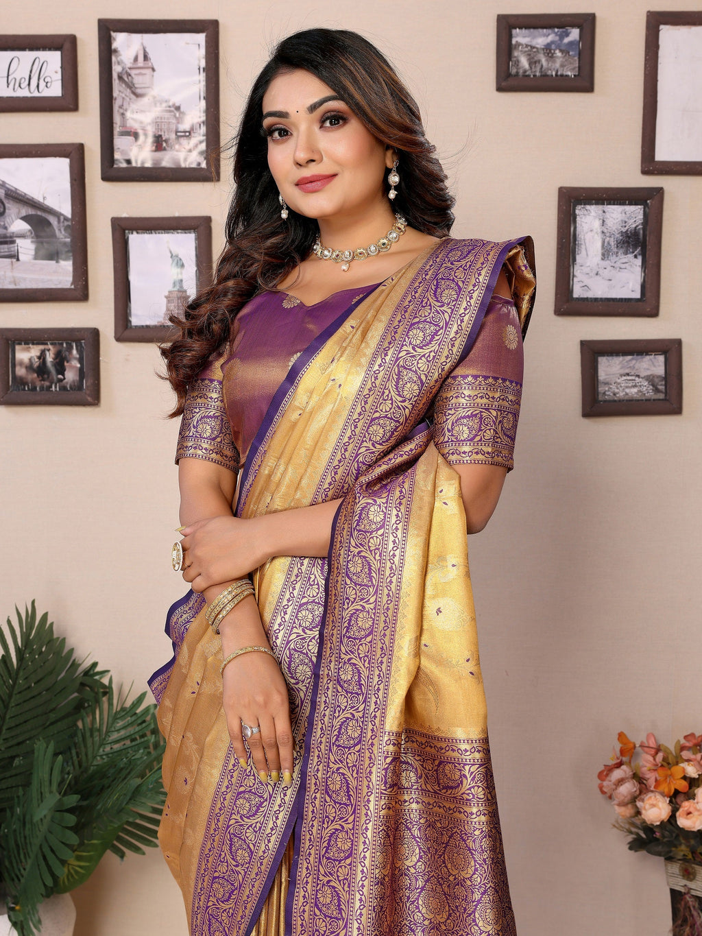 Vedant Vastram Tissue Silk Kanjeevaram Silk Saree - Gold