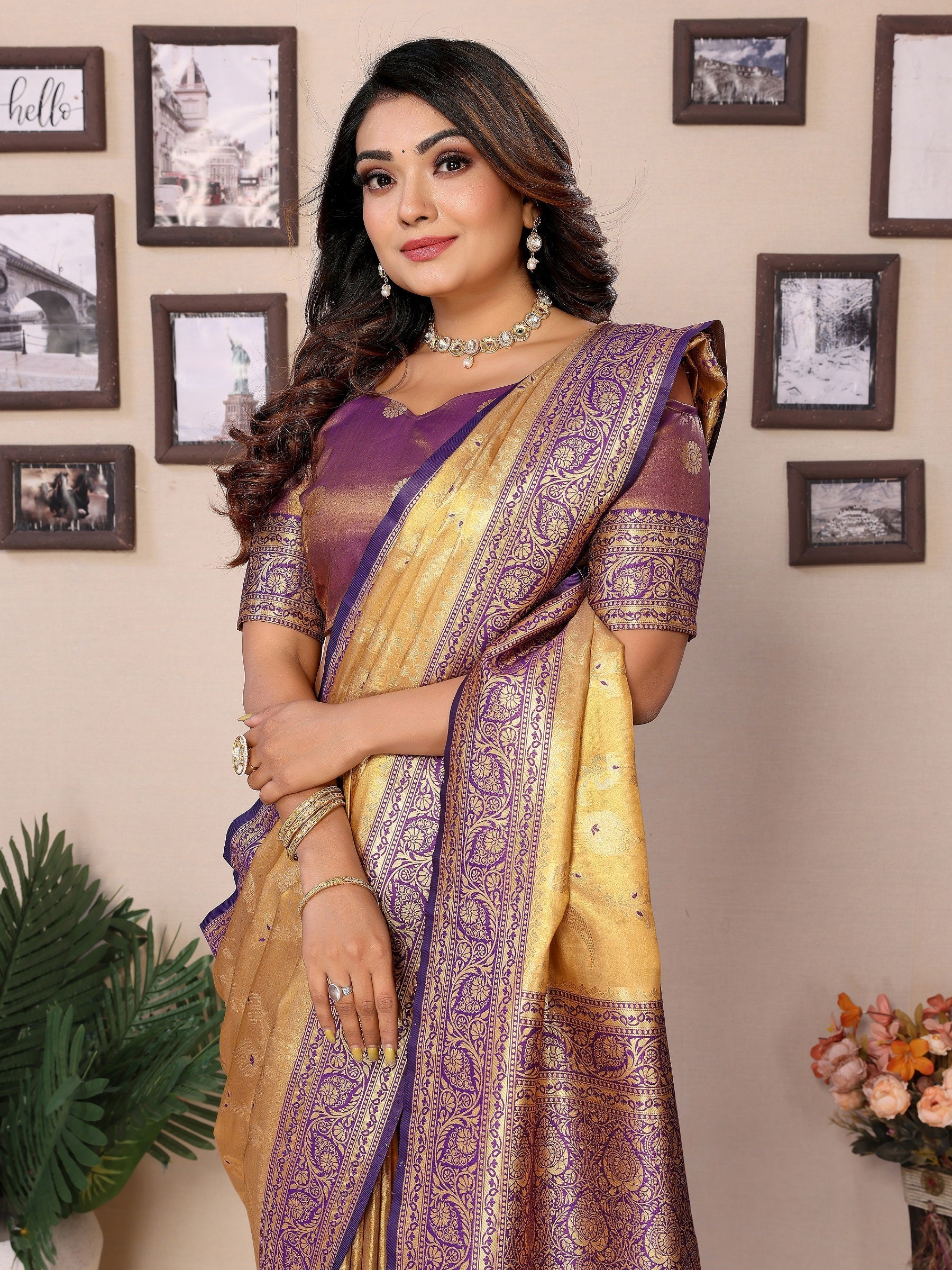Vedant Vastram Tissue Silk Kanjeevaram Silk Saree - Gold