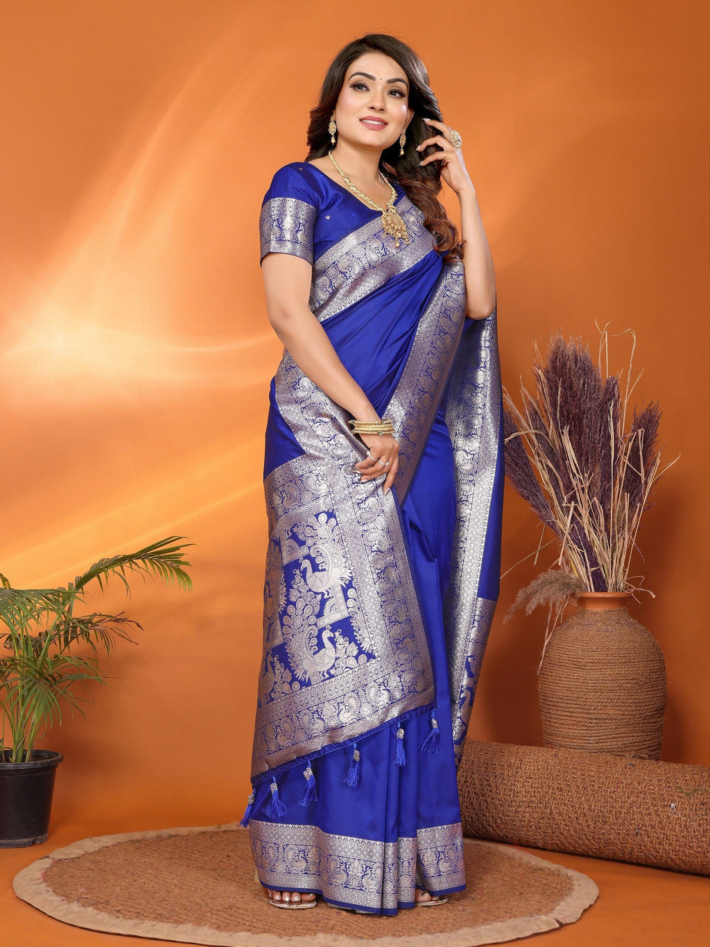 Vedant Vastram Soft Litchi Silk Banarasi Silk Saree - Blue