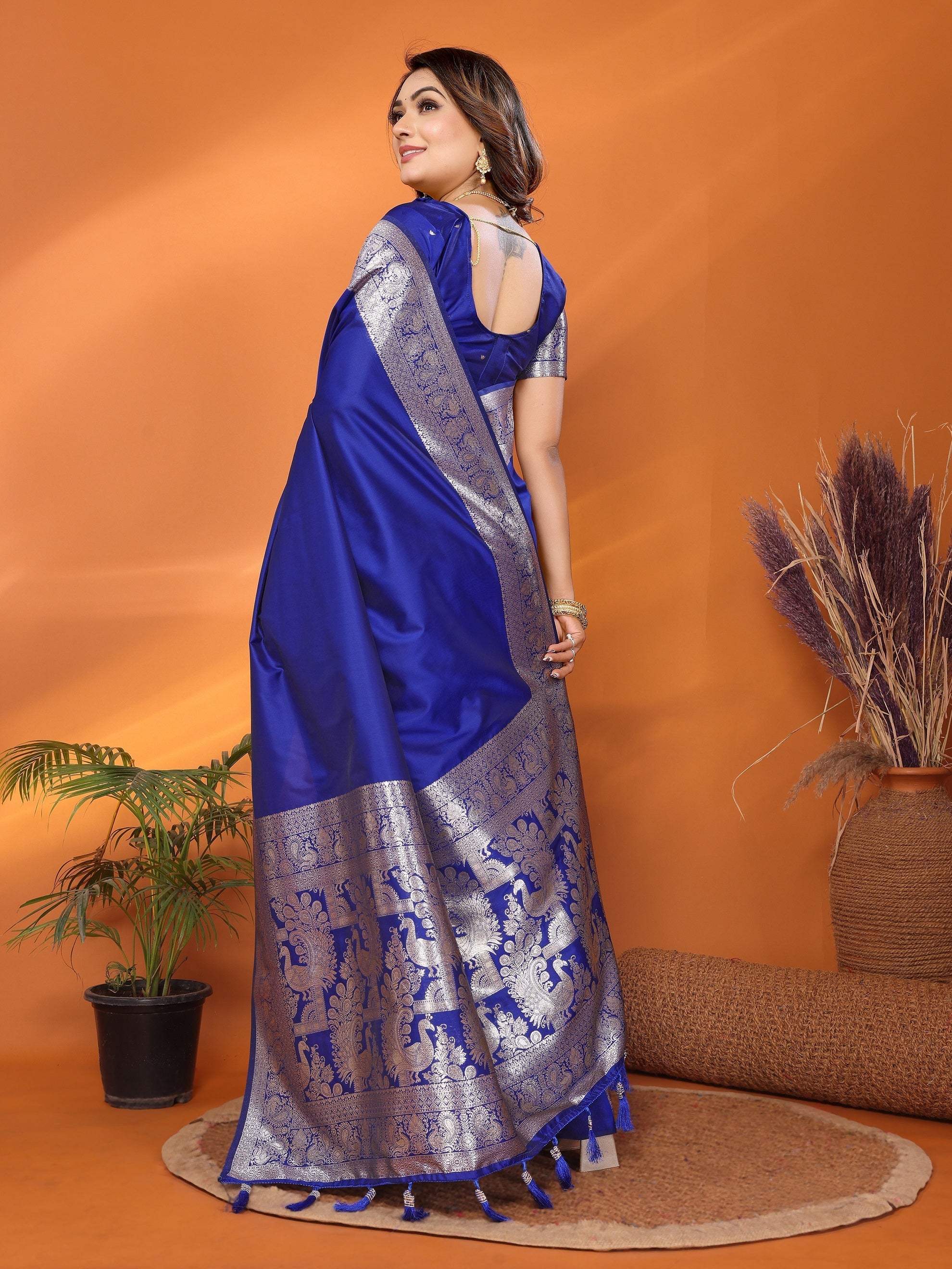 Vedant Vastram Soft Litchi Silk Banarasi Silk Saree - Blue