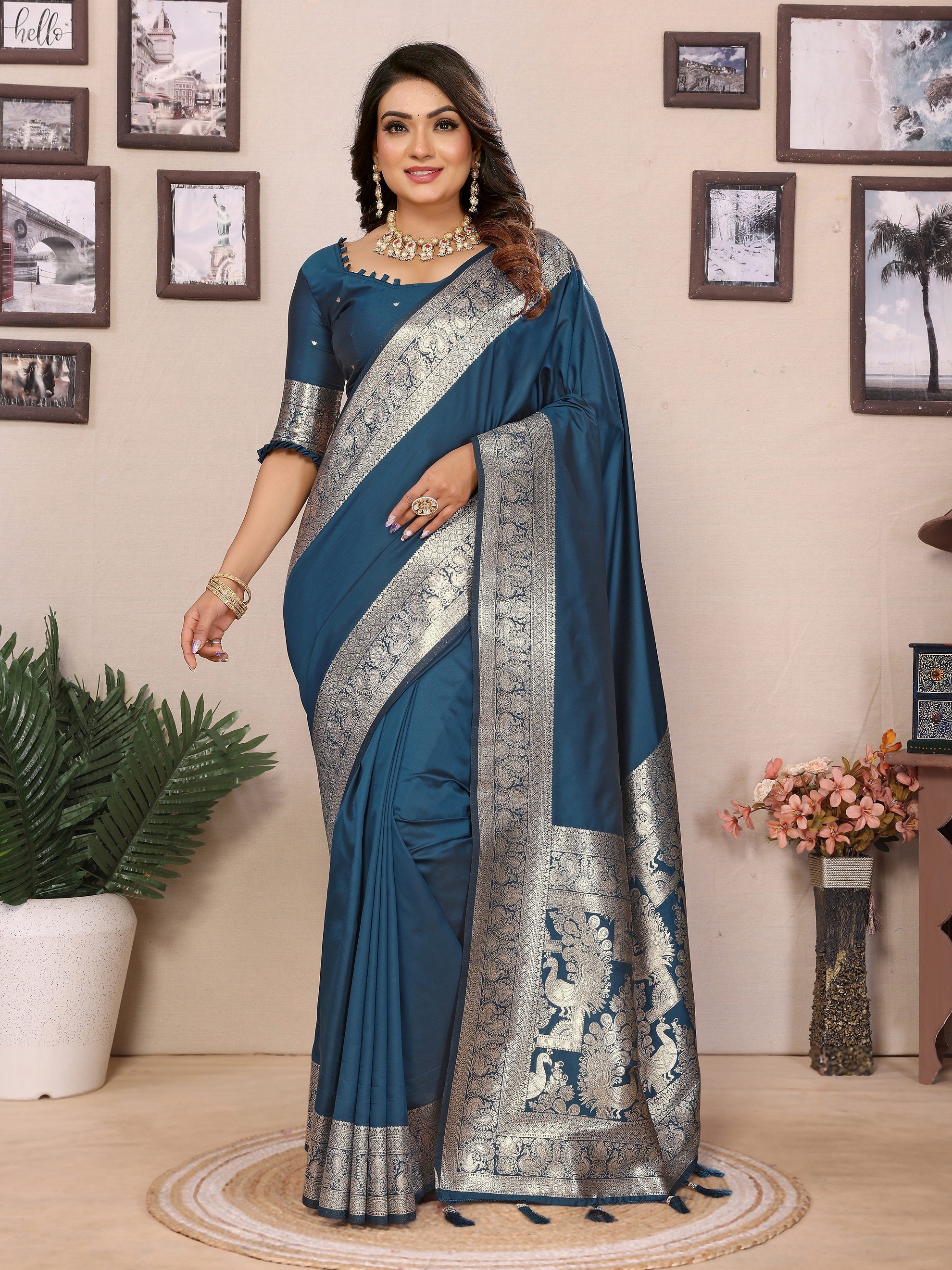 Vedant Vastram Soft Litchi Silk Banarasi Silk Saree - Morpich