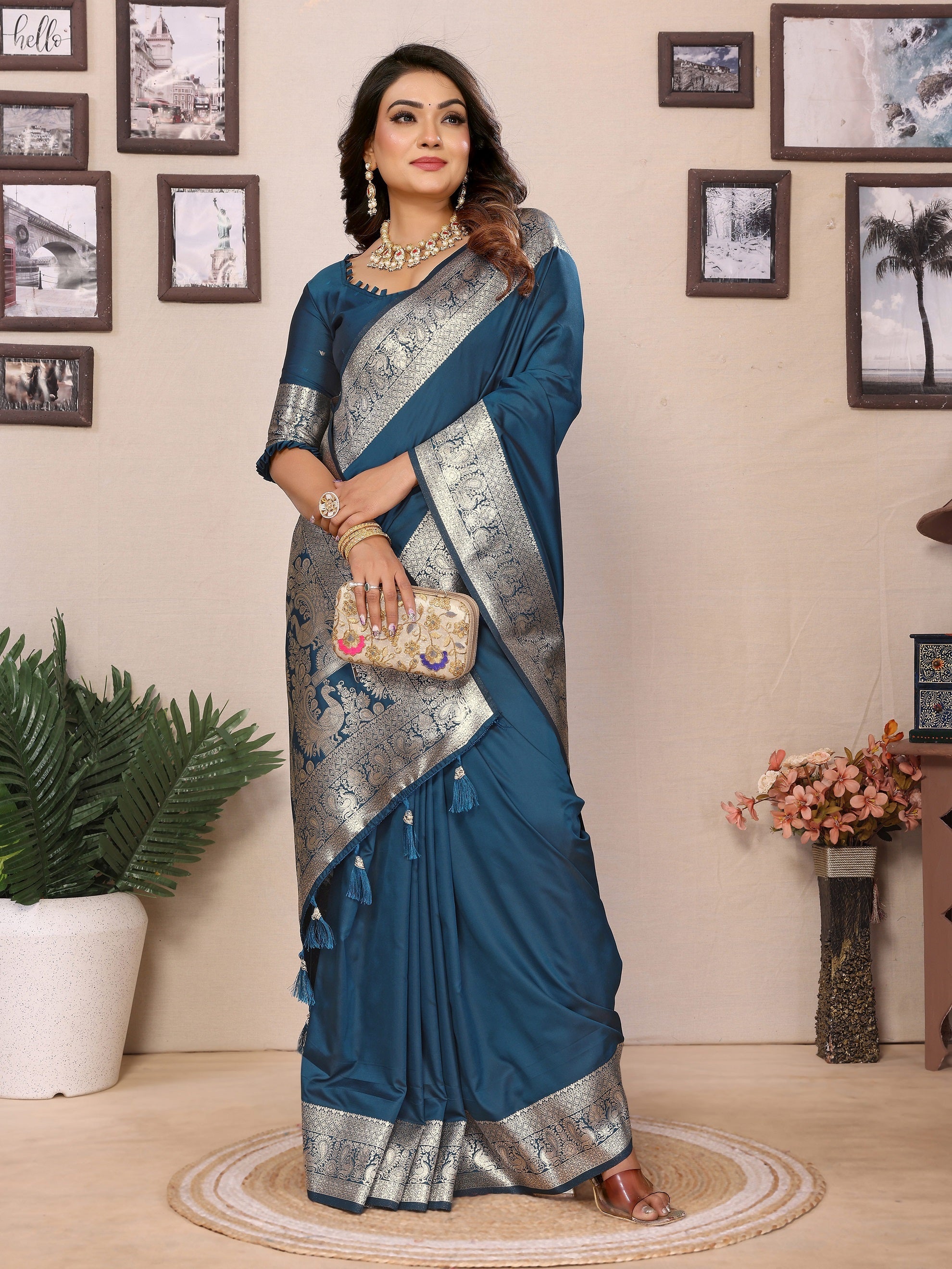 Vedant Vastram Soft Litchi Silk Banarasi Silk Saree - Morpich