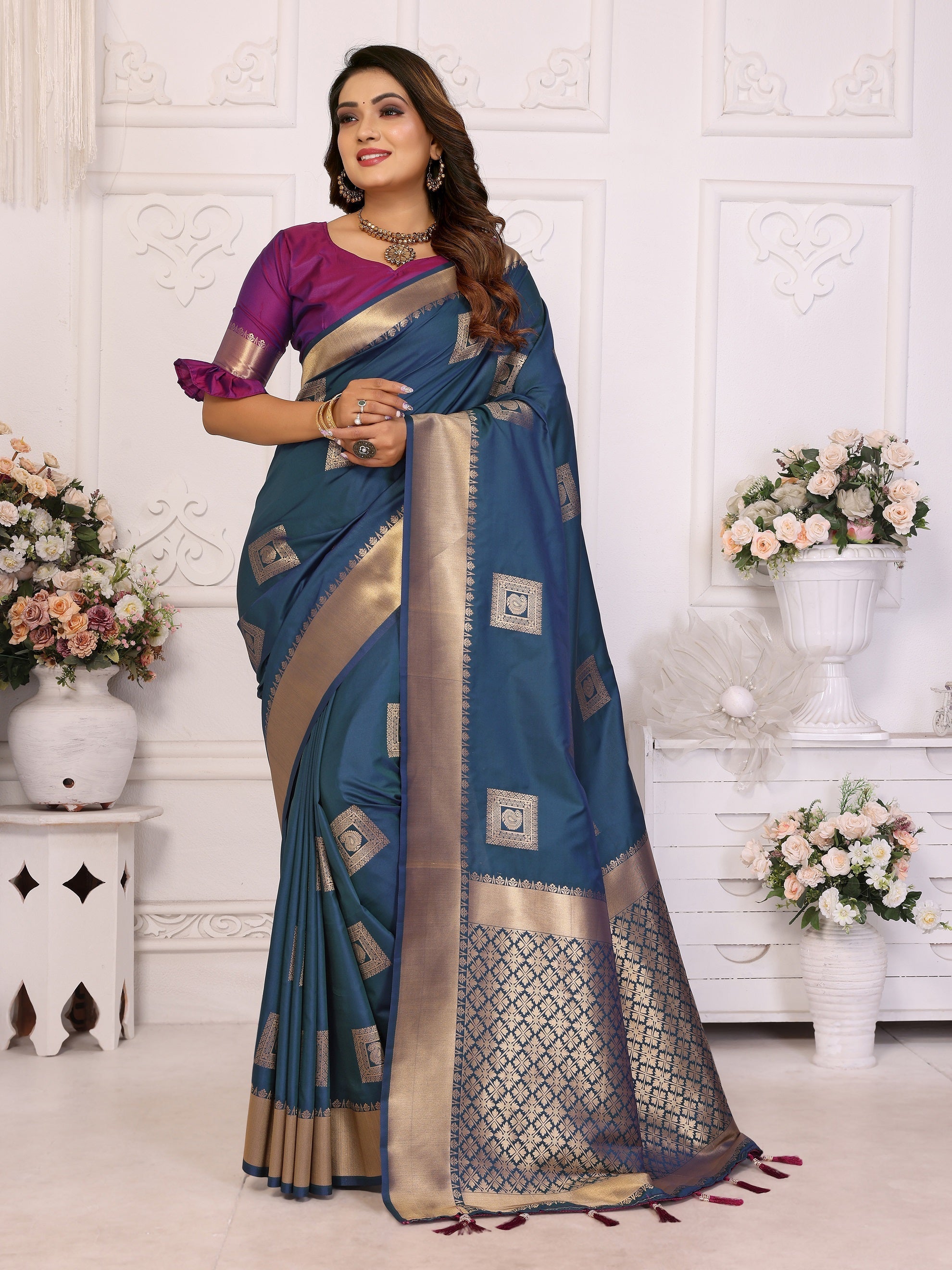 Vedant Vastram Soft Litchi Silk Banarasi Silk Saree - Blue