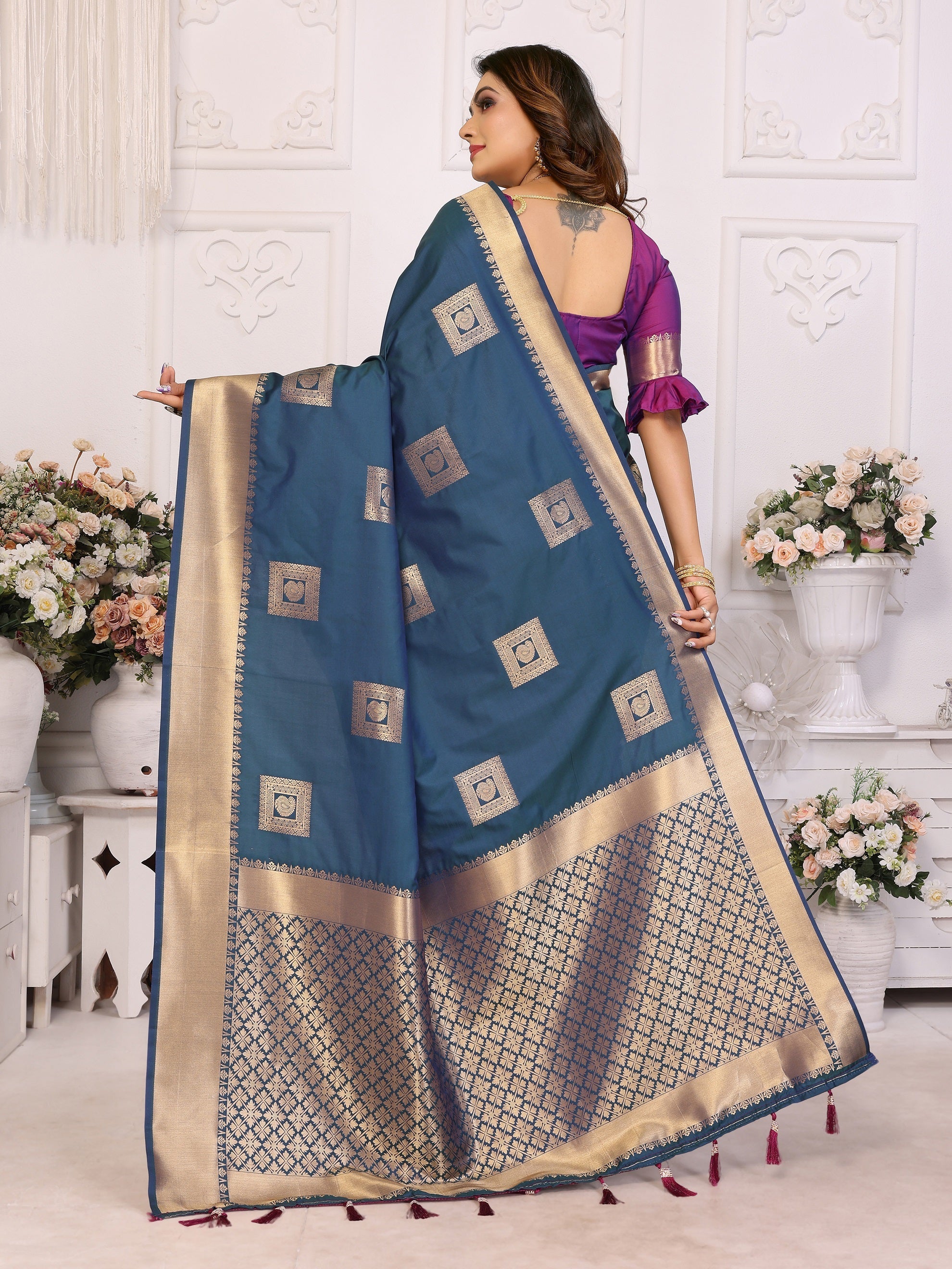 Vedant Vastram Soft Litchi Silk Banarasi Silk Saree - Blue