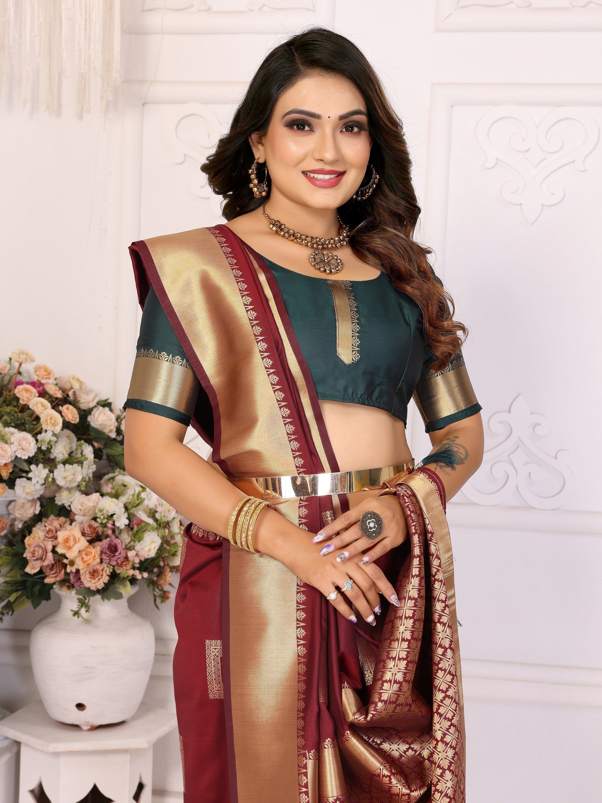 Vedant Vastram Soft Litchi Silk Banarasi Silk Saree - Maroon