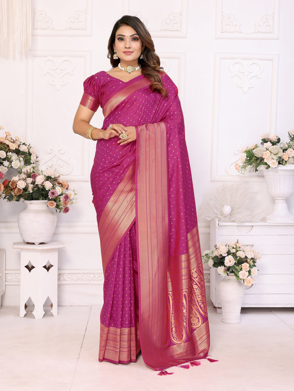 Vedant Vastram Soft Litchi Silk Banarasi Silk Saree - Magenta